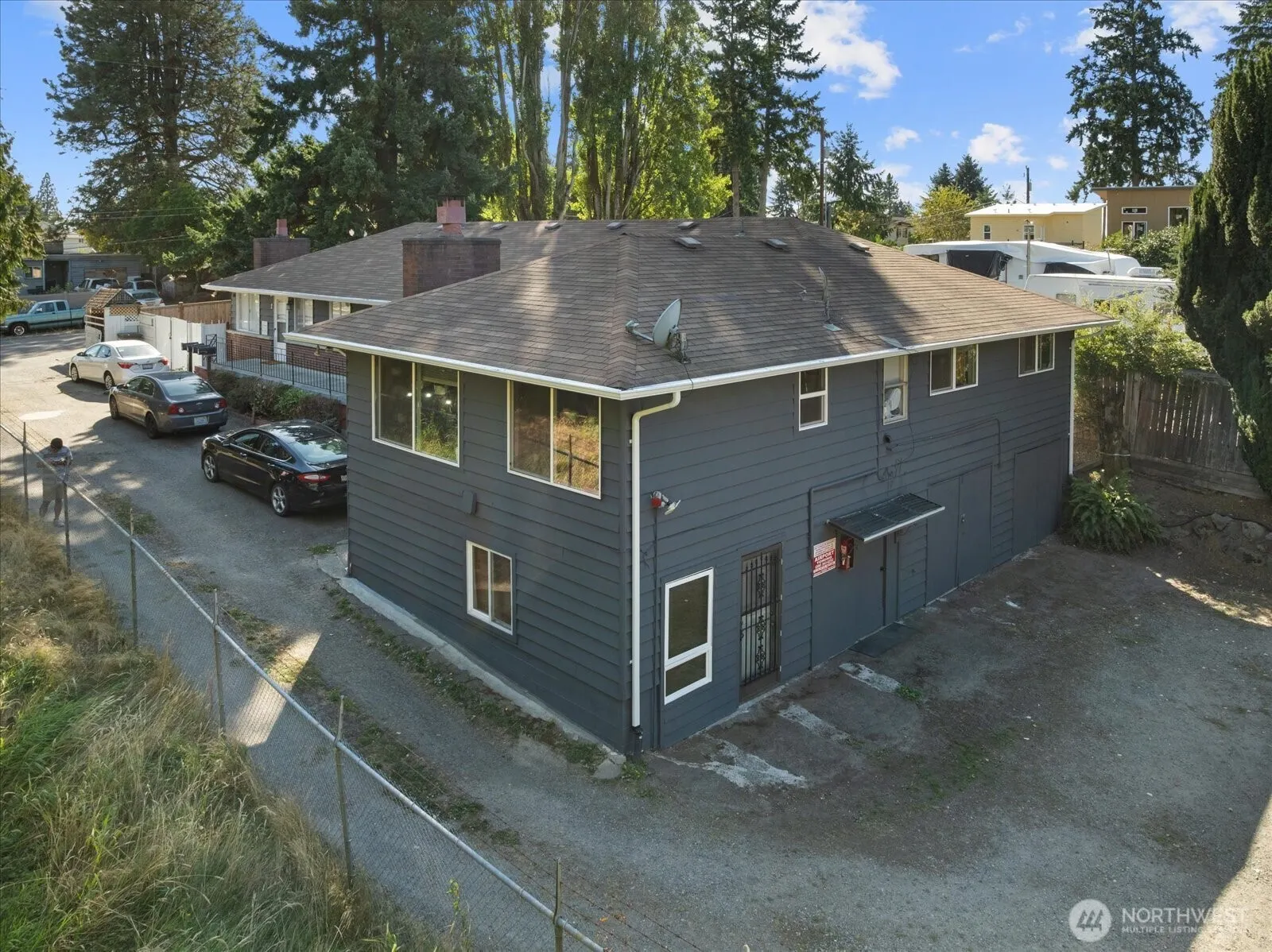 1634 SW 114th Street , Seattle, WA 98146
