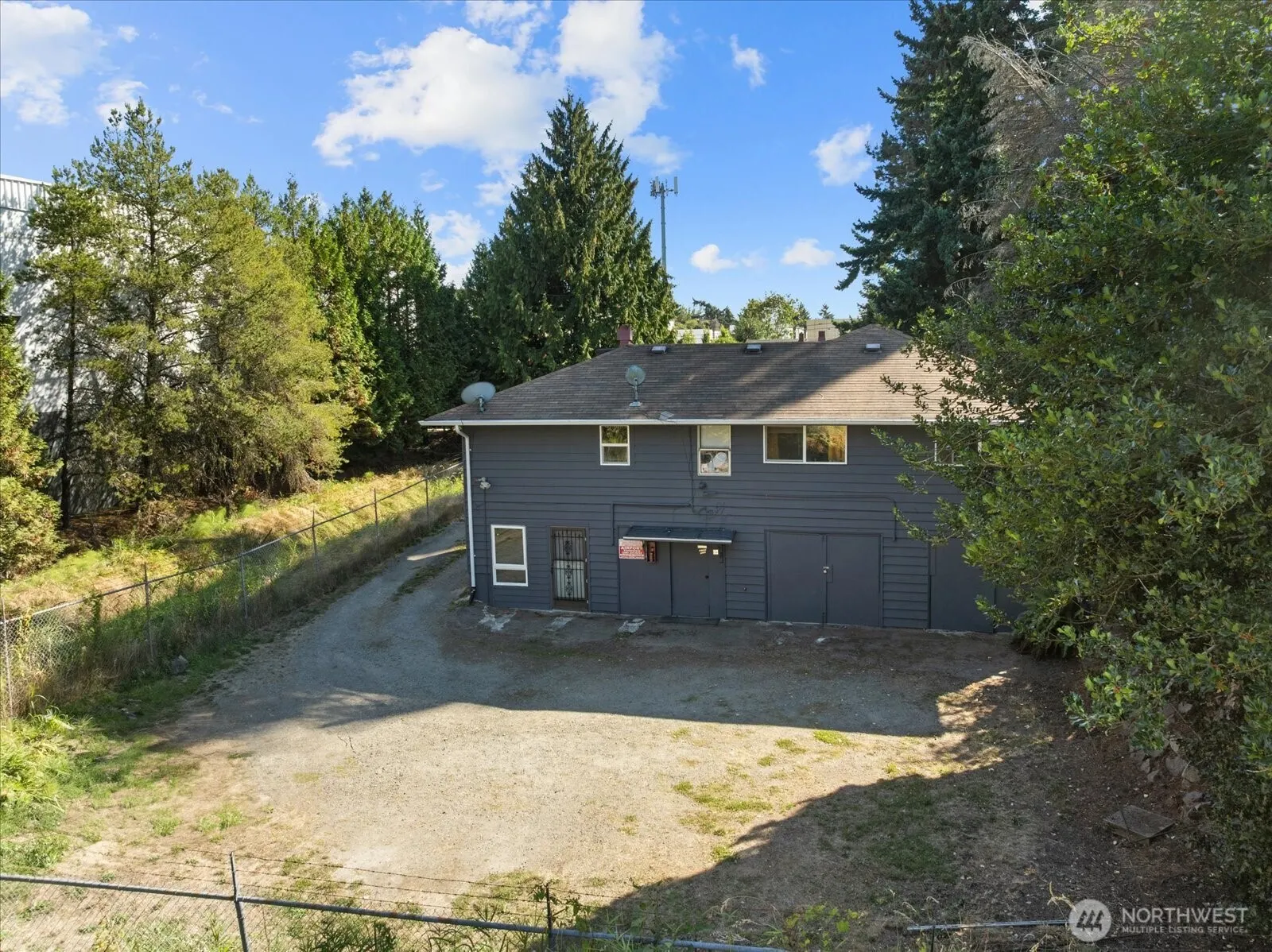 1634 SW 114th Street , Seattle, WA 98146