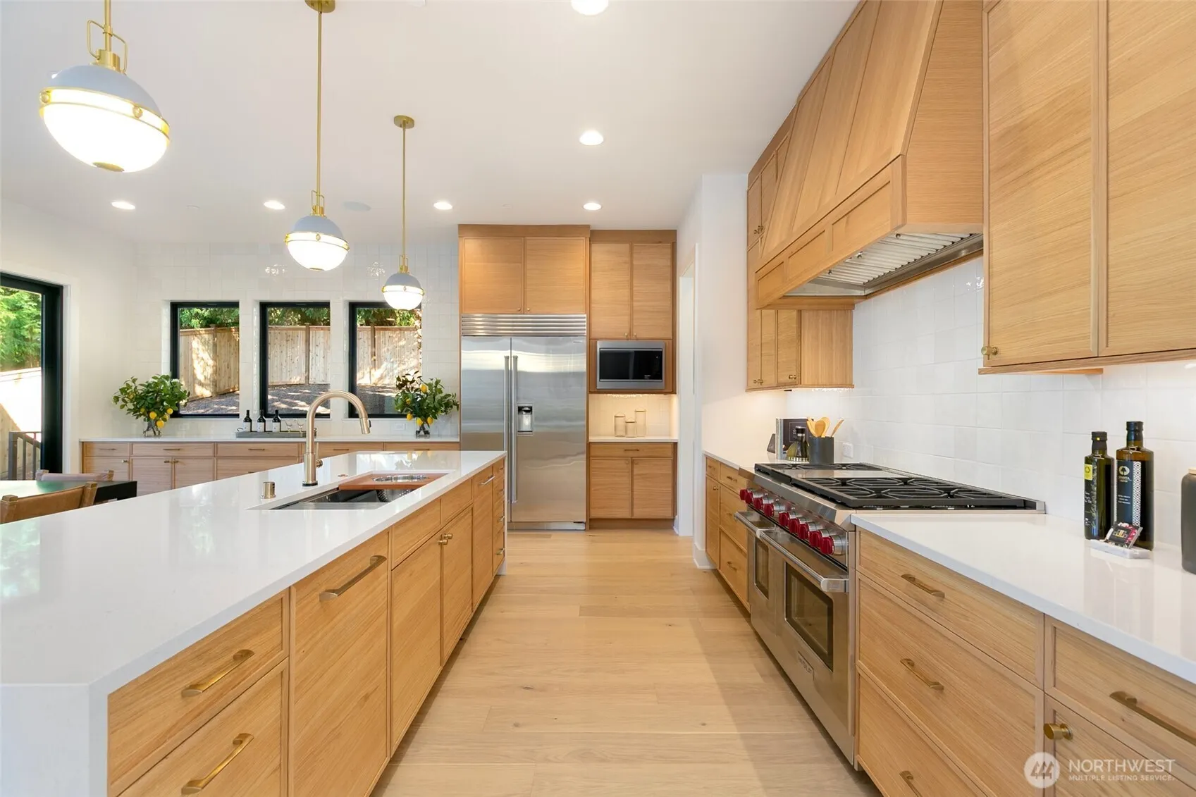 12408 NE 3rd Place , Bellevue, WA 98004