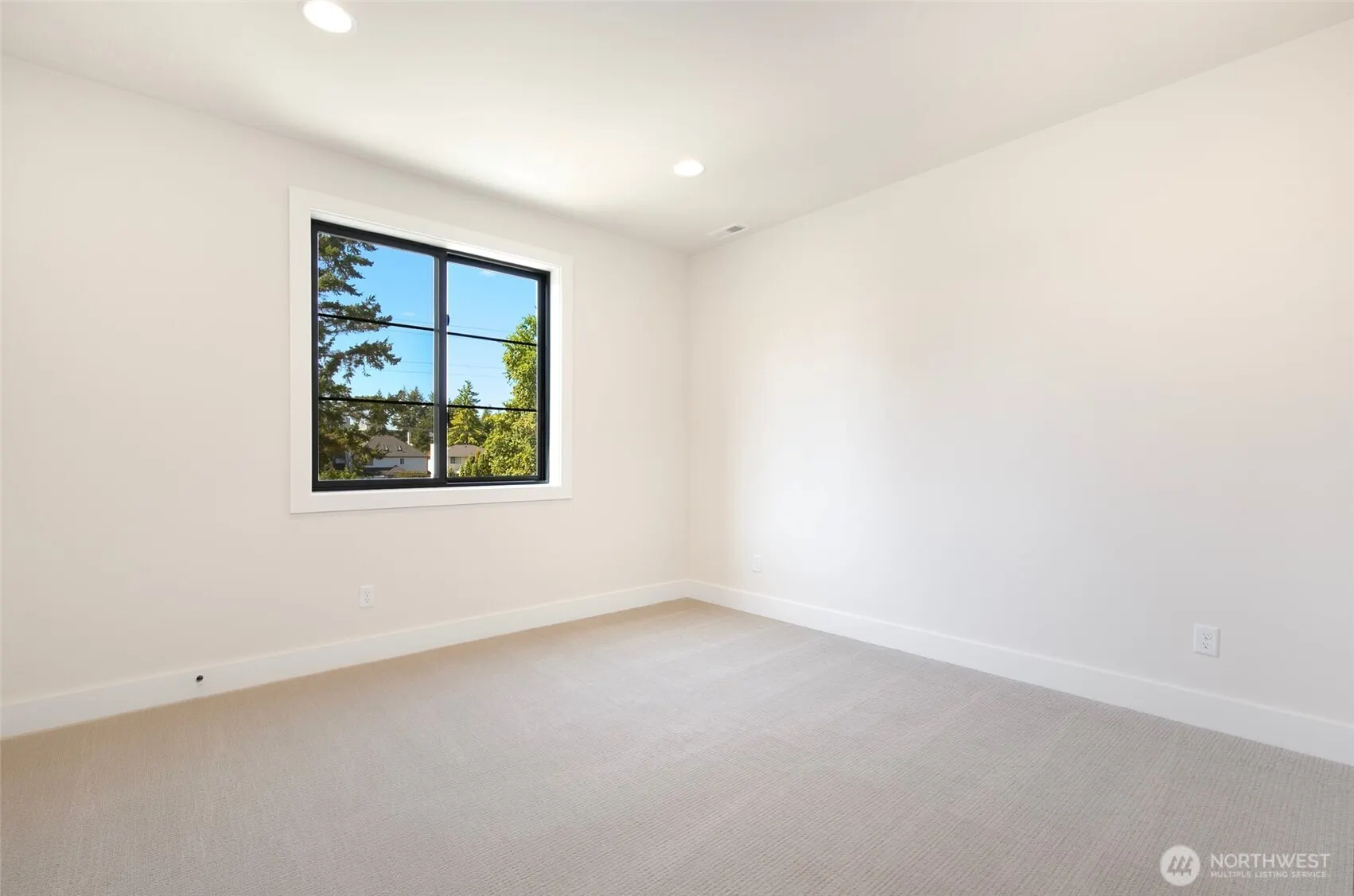 12408 NE 3rd Place , Bellevue, WA 98004