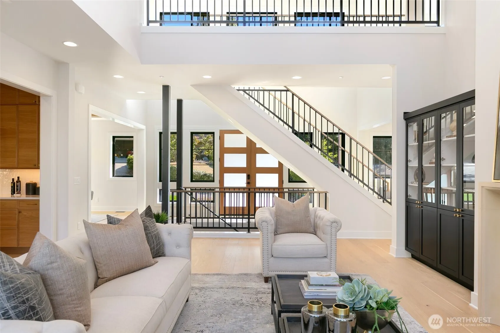 12408 NE 3rd Place , Bellevue, WA 98004