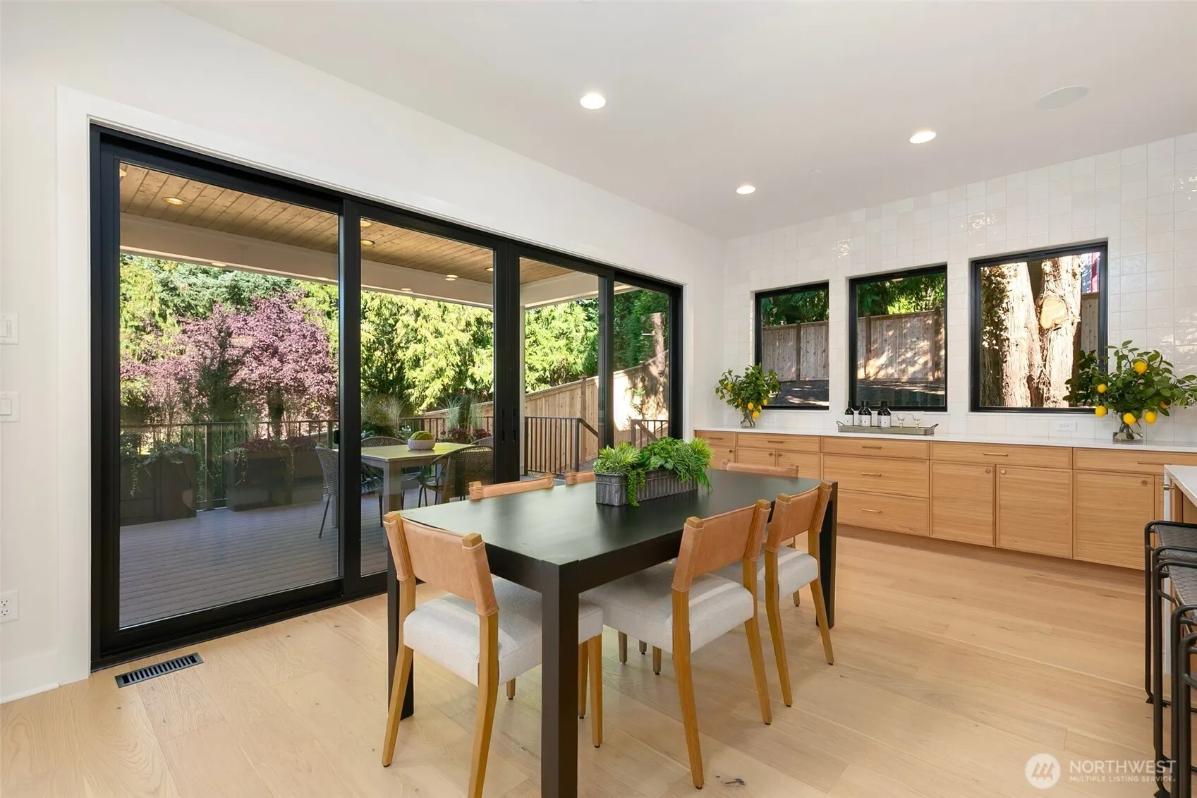 12408 NE 3rd Place , Bellevue, WA 98004