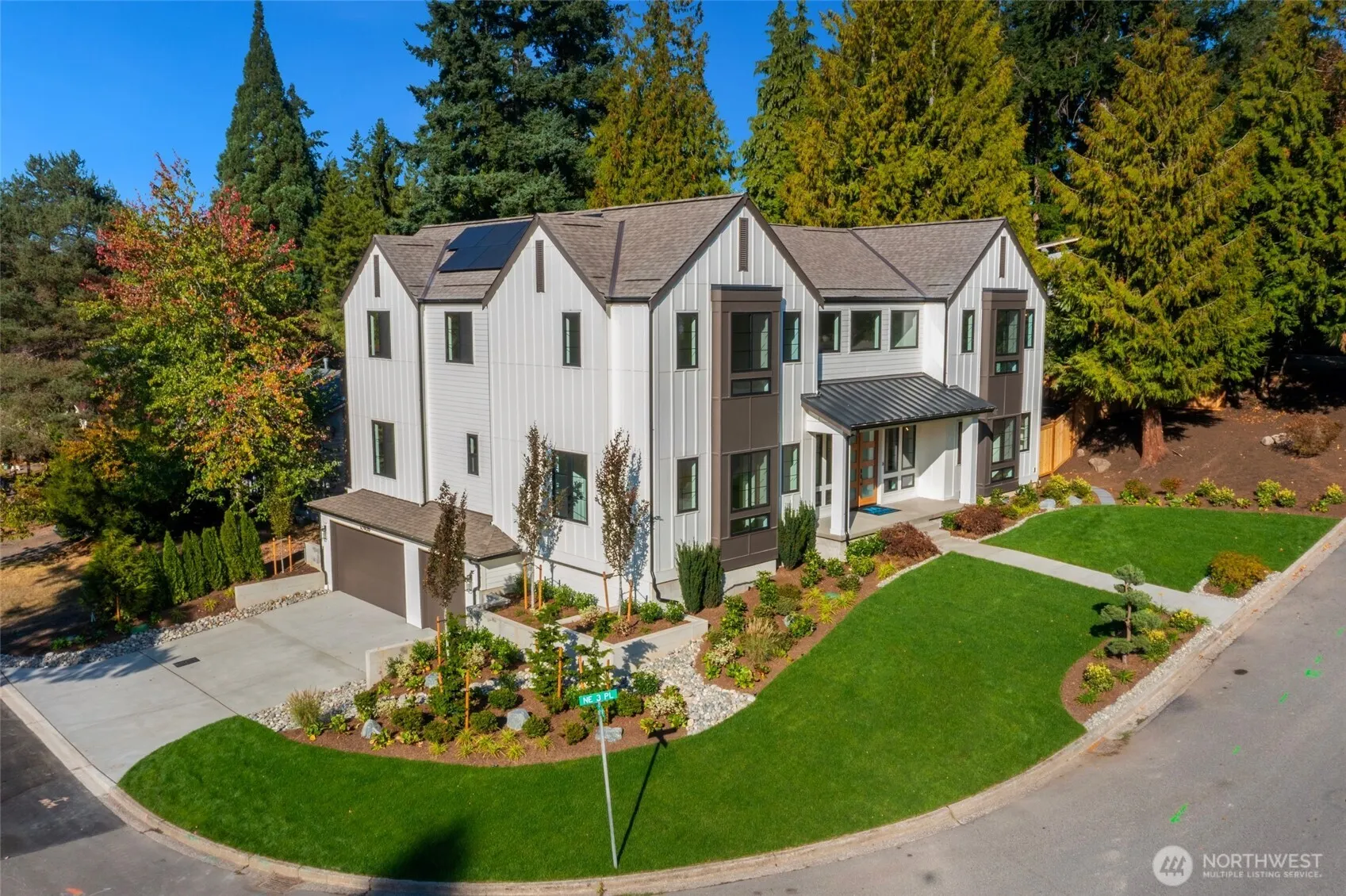 12408 NE 3rd Place , Bellevue, WA 98004