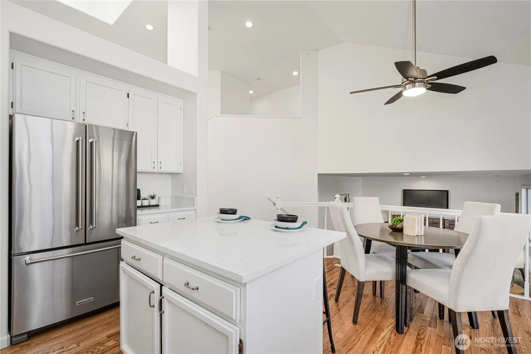 25760 SE 40th Street , Sammamish, WA 98029