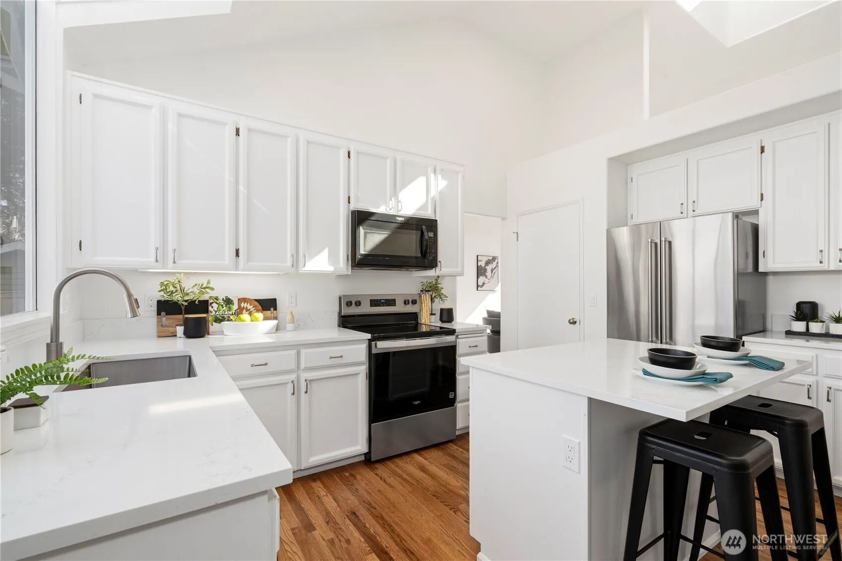 25760 SE 40th Street , Sammamish, WA 98029