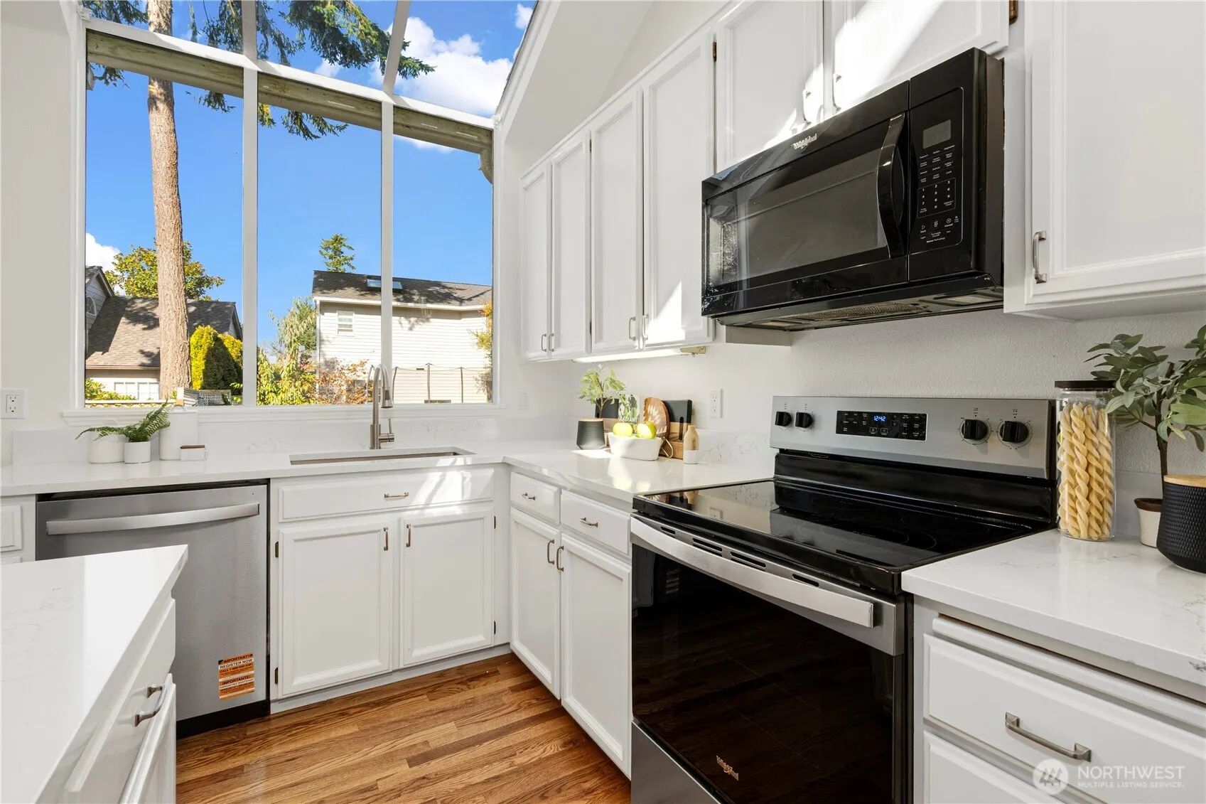 25760 SE 40th Street , Sammamish, WA 98029