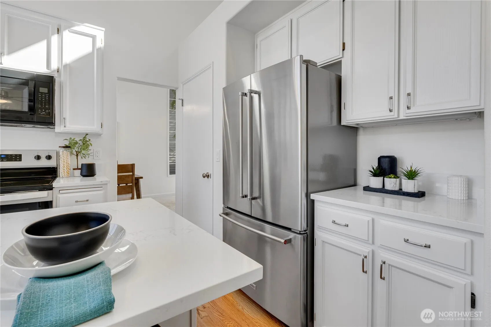 25760 SE 40th Street , Sammamish, WA 98029