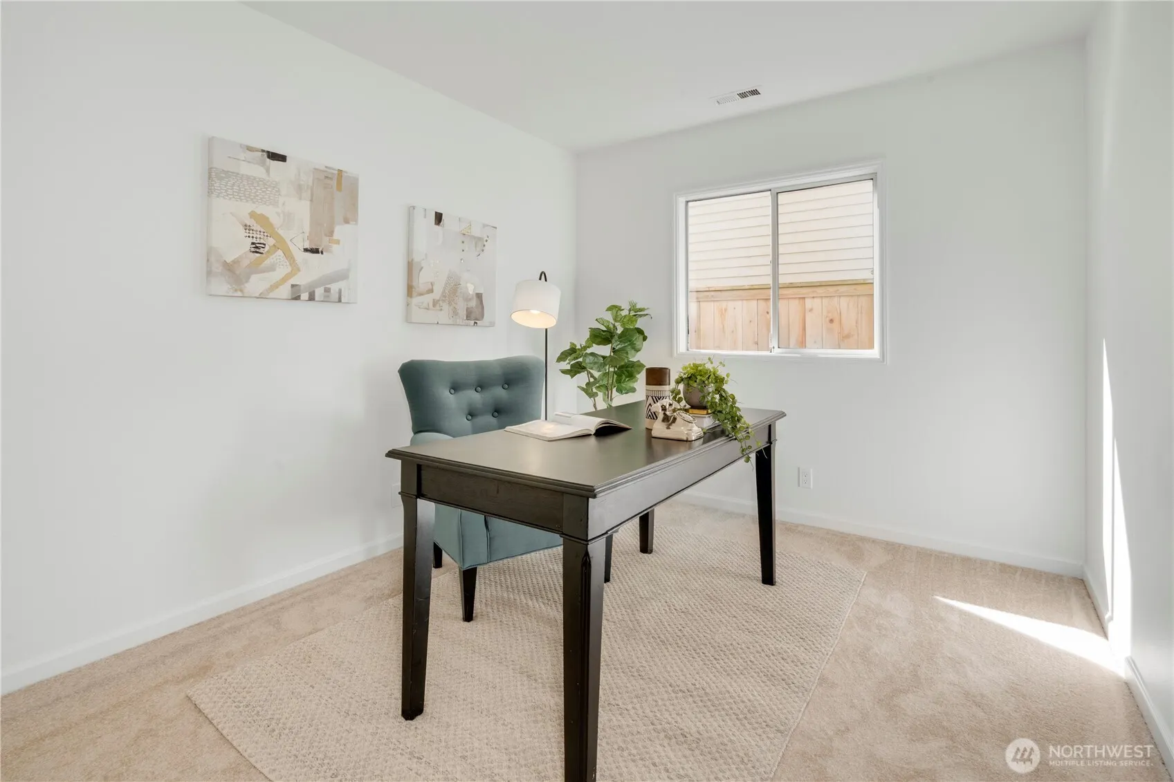 25760 SE 40th Street , Sammamish, WA 98029