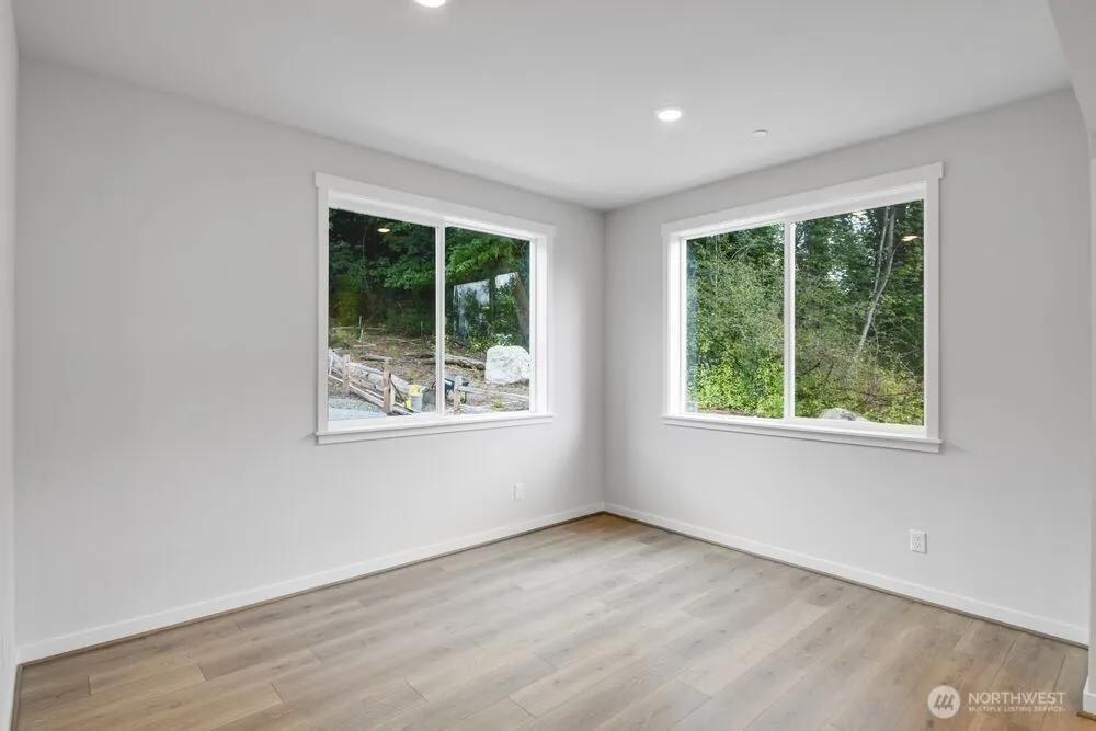 13216 NE 127th Court #E, Kirkland, WA 98034