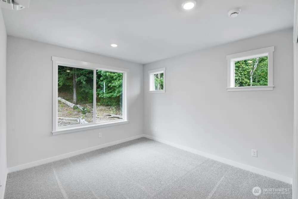 13216 NE 127th Court #E, Kirkland, WA 98034