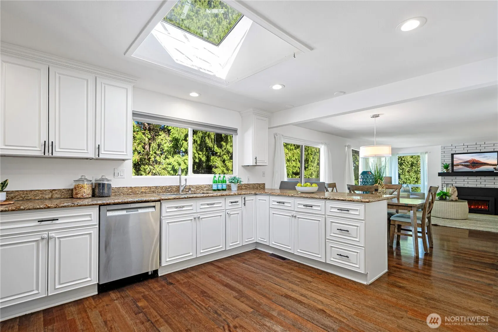 17808 NE 12th Street , Bellevue, WA 98008