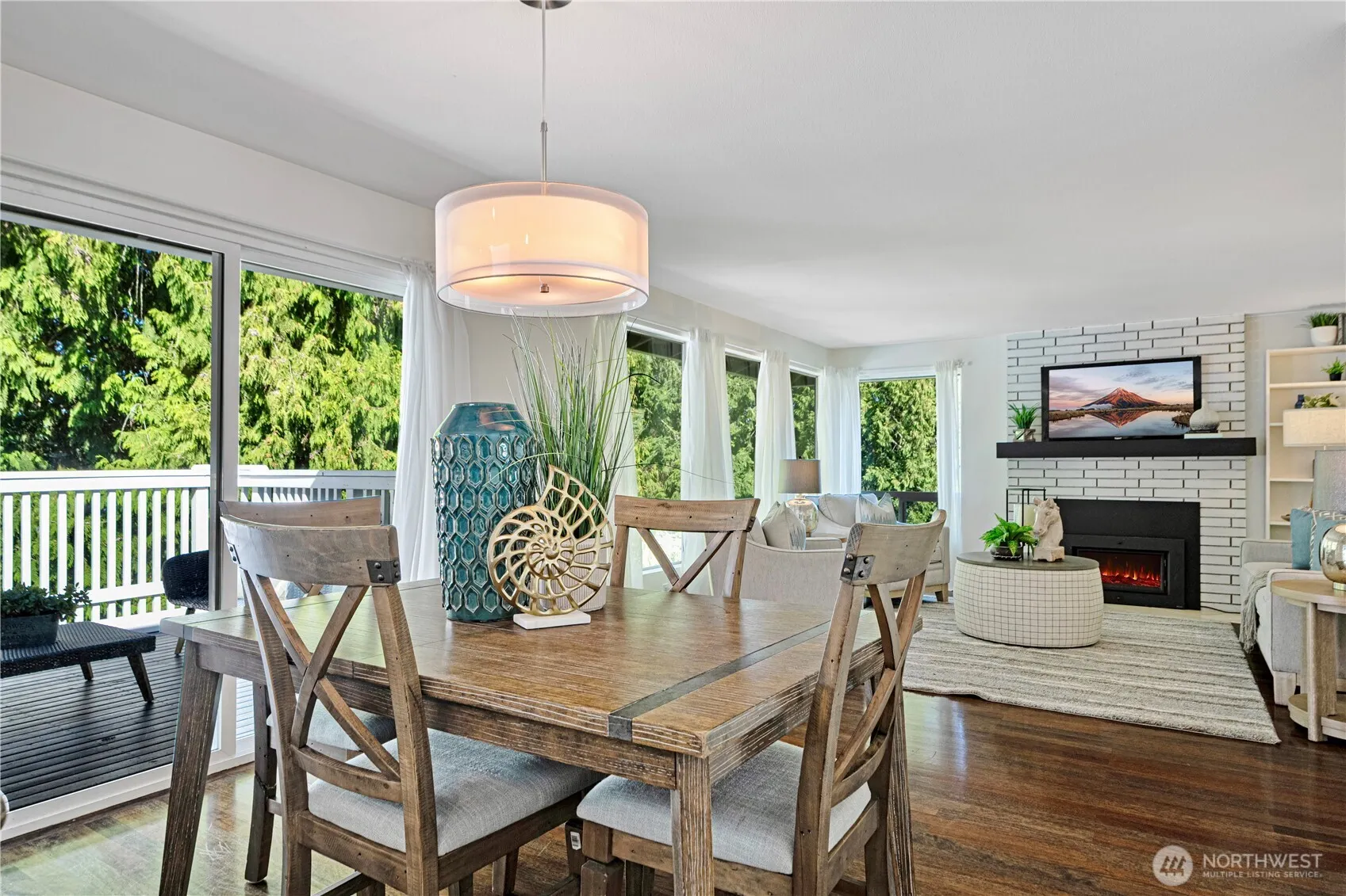 17808 NE 12th Street , Bellevue, WA 98008