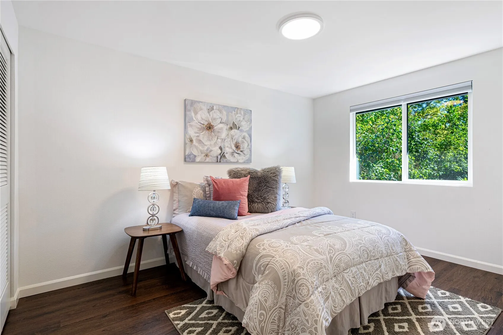 17808 NE 12th Street , Bellevue, WA 98008