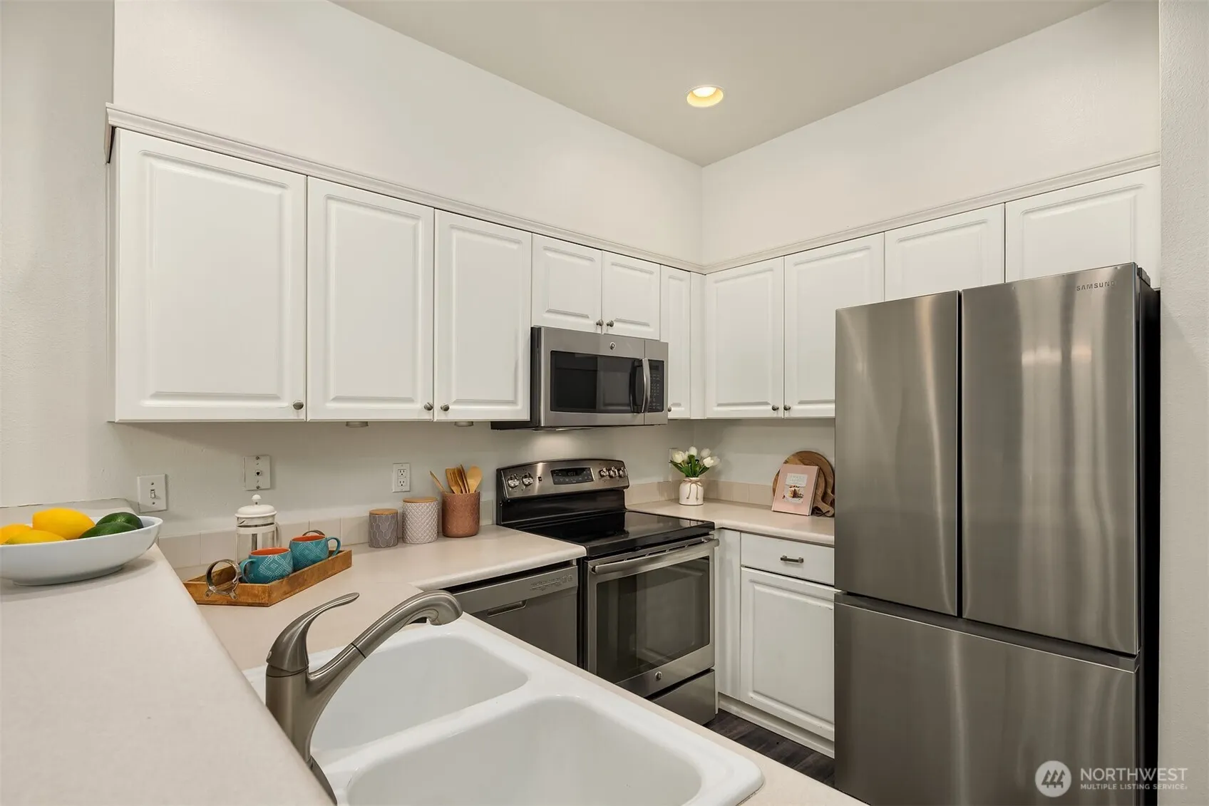 1800 NE 40th Street #C-1, Renton, WA 98056