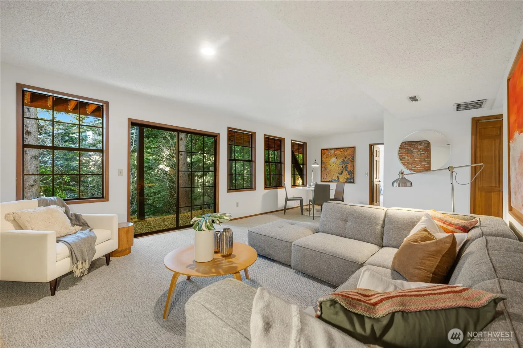 4631 Highland Drive , Bellevue, WA 98006