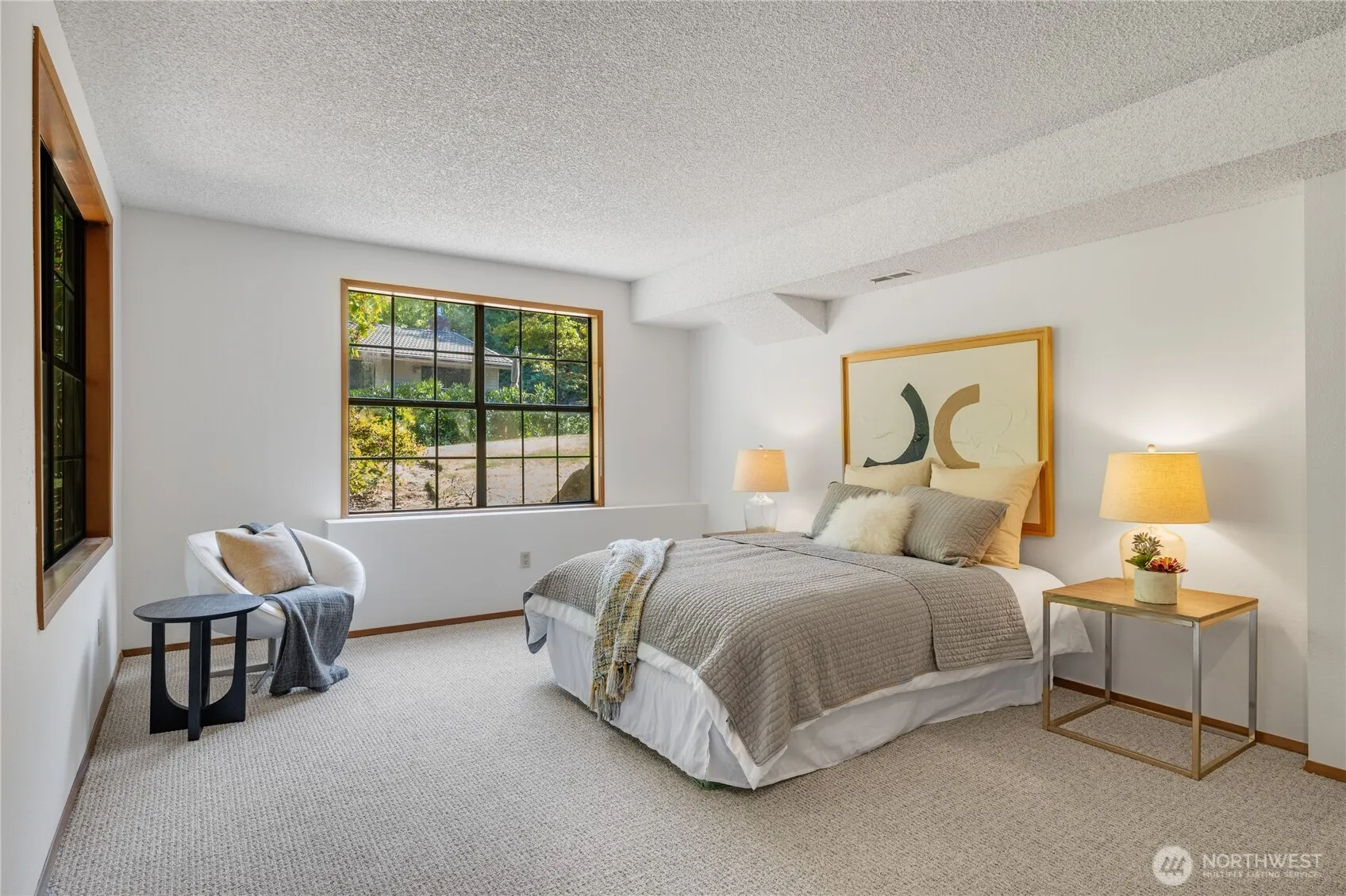 4631 Highland Drive , Bellevue, WA 98006