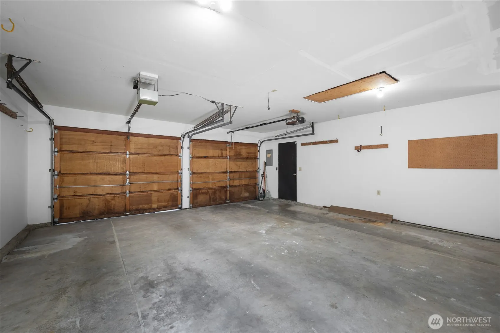 4631 Highland Drive , Bellevue, WA 98006