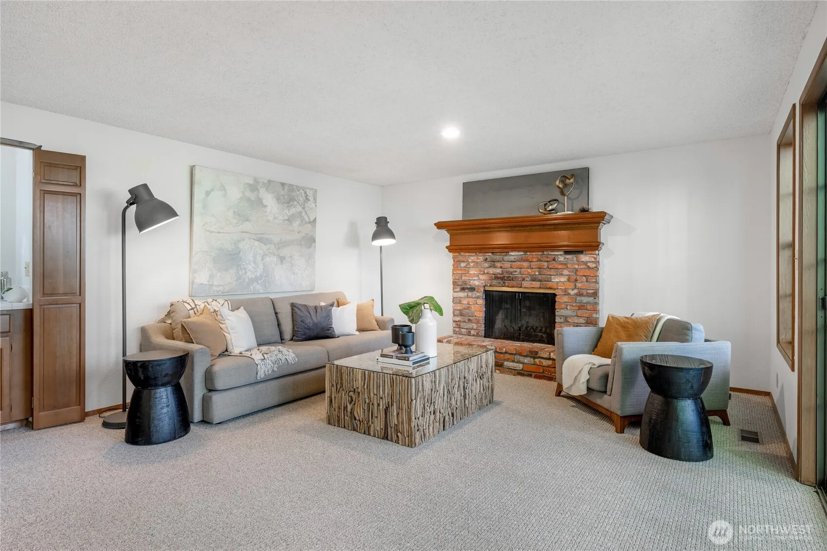 4631 Highland Drive , Bellevue, WA 98006
