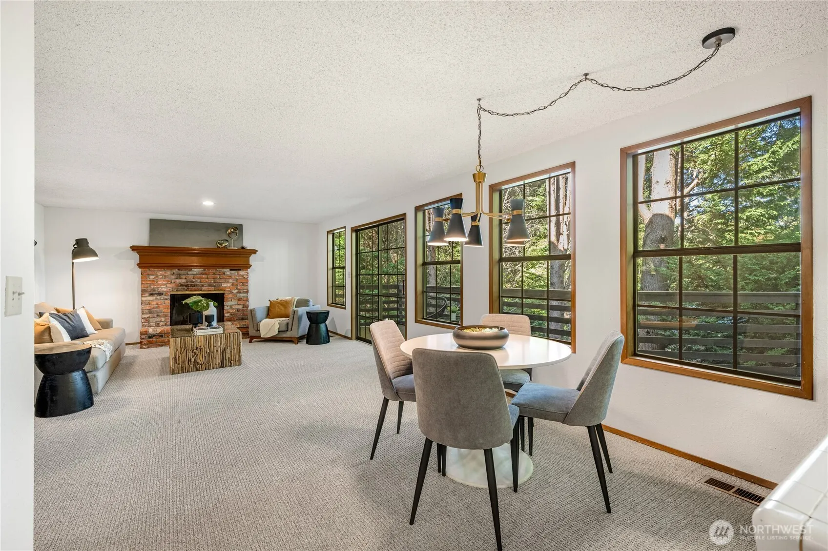 4631 Highland Drive , Bellevue, WA 98006