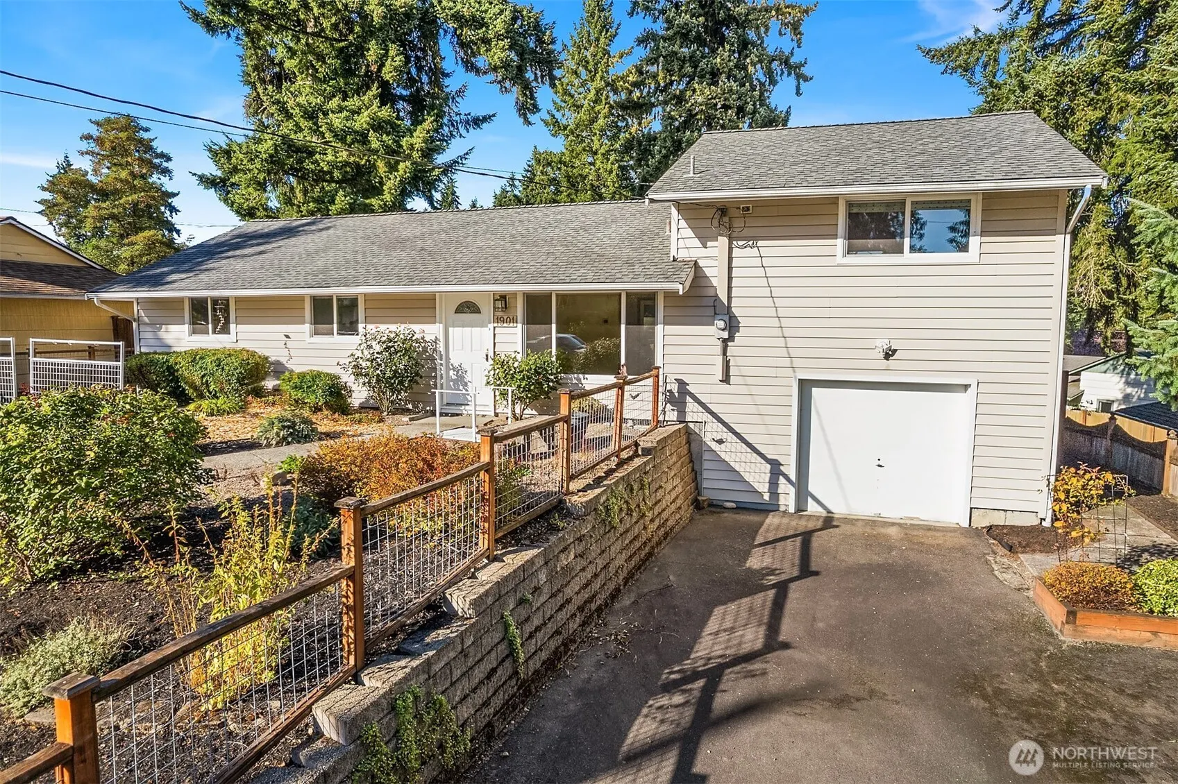 1901 192nd Place SW, Lynnwood, WA 98036