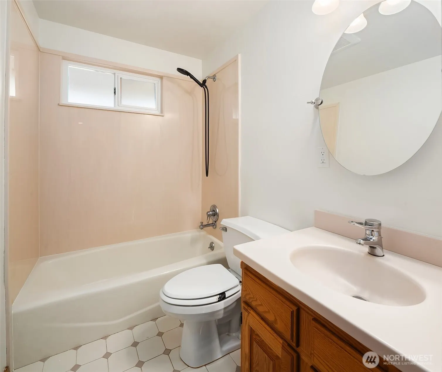 1901 192nd Place SW, Lynnwood, WA 98036