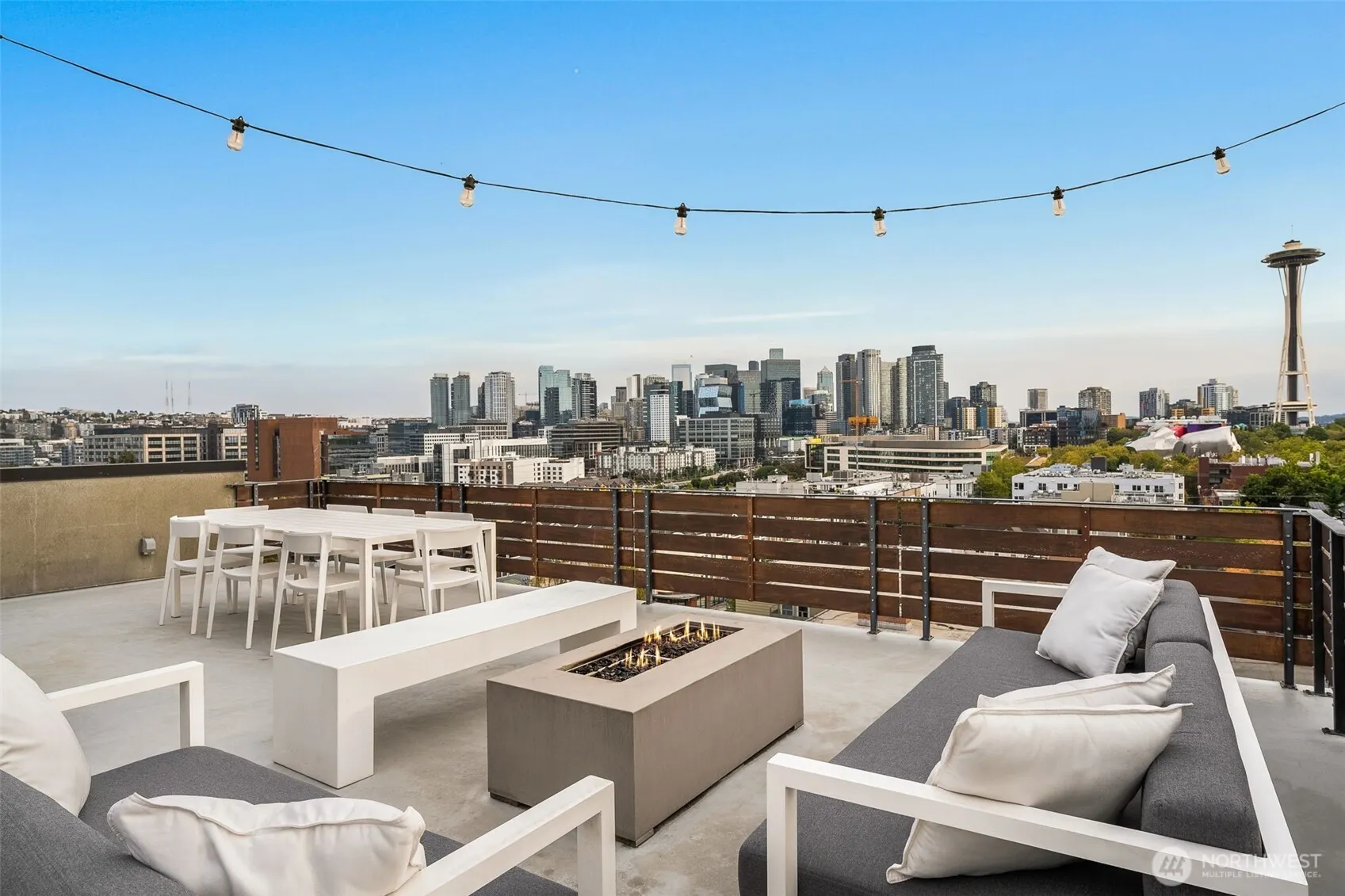417 Ward Street , Seattle, WA 98109