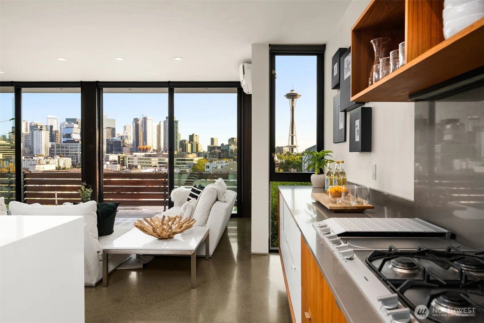 417 Ward Street , Seattle, WA 98109