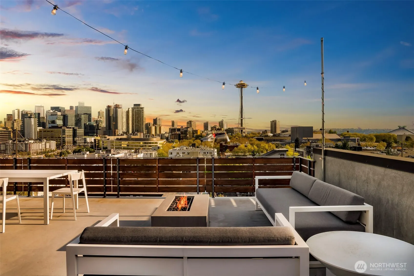 417 Ward Street , Seattle, WA 98109