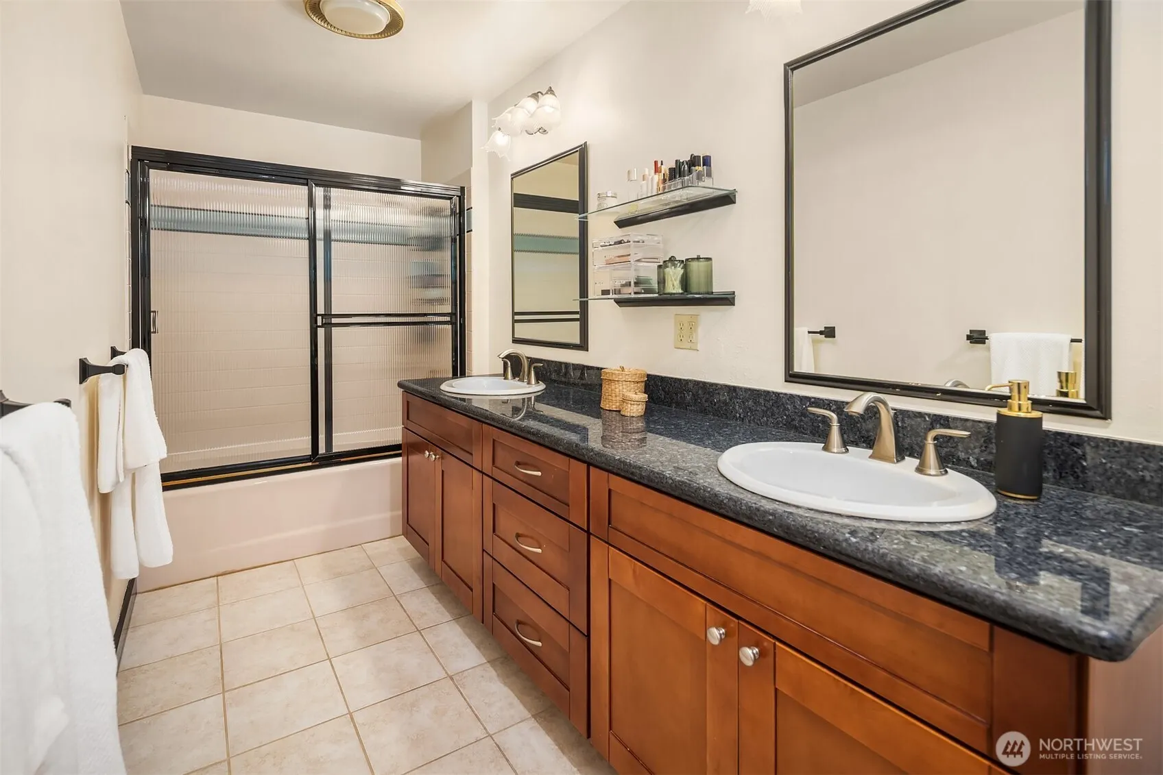 1711 NE 104th Street , Seattle, WA 98125