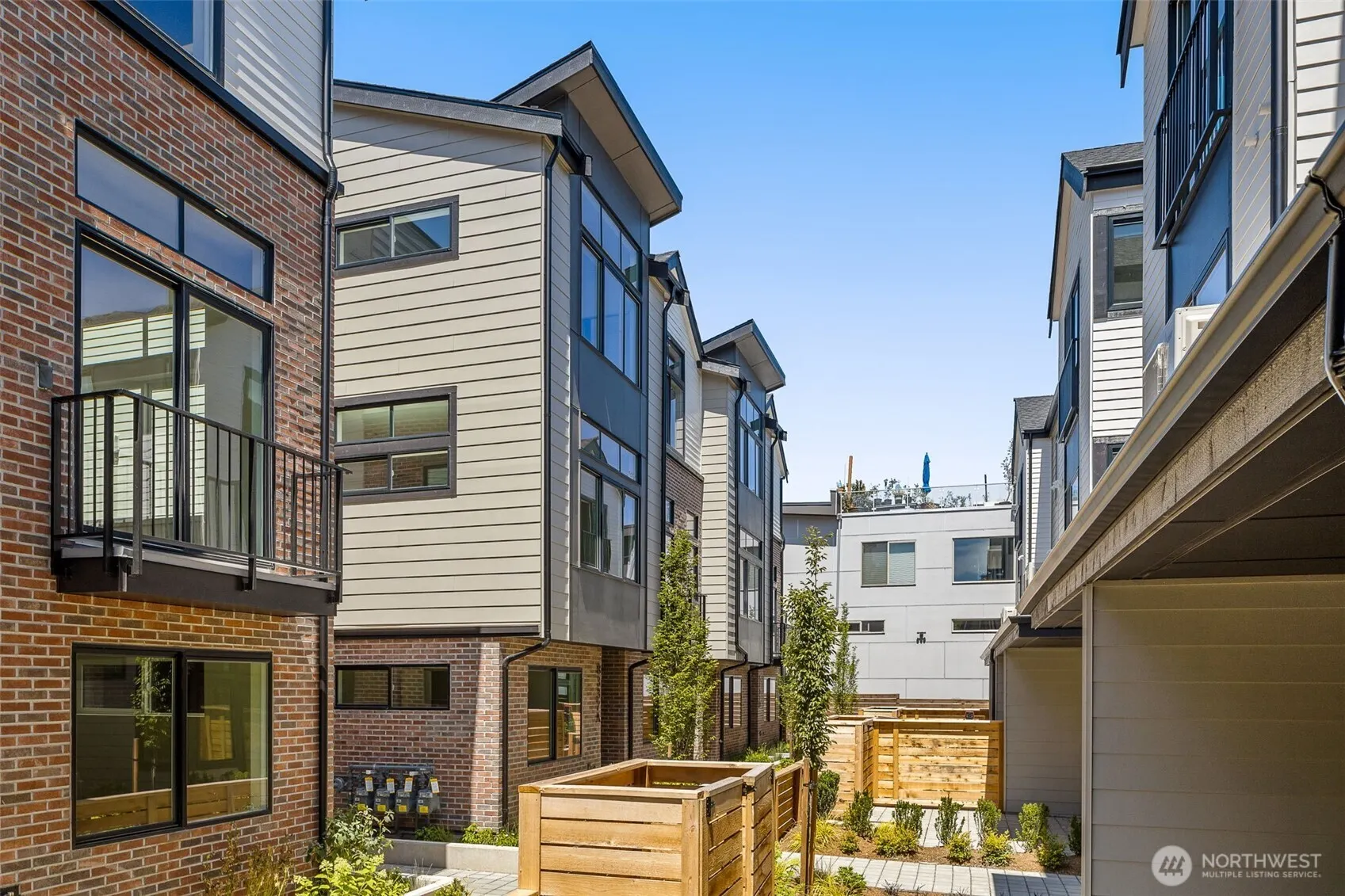 8337 D 12th Avenue NW, Seattle, WA 98117