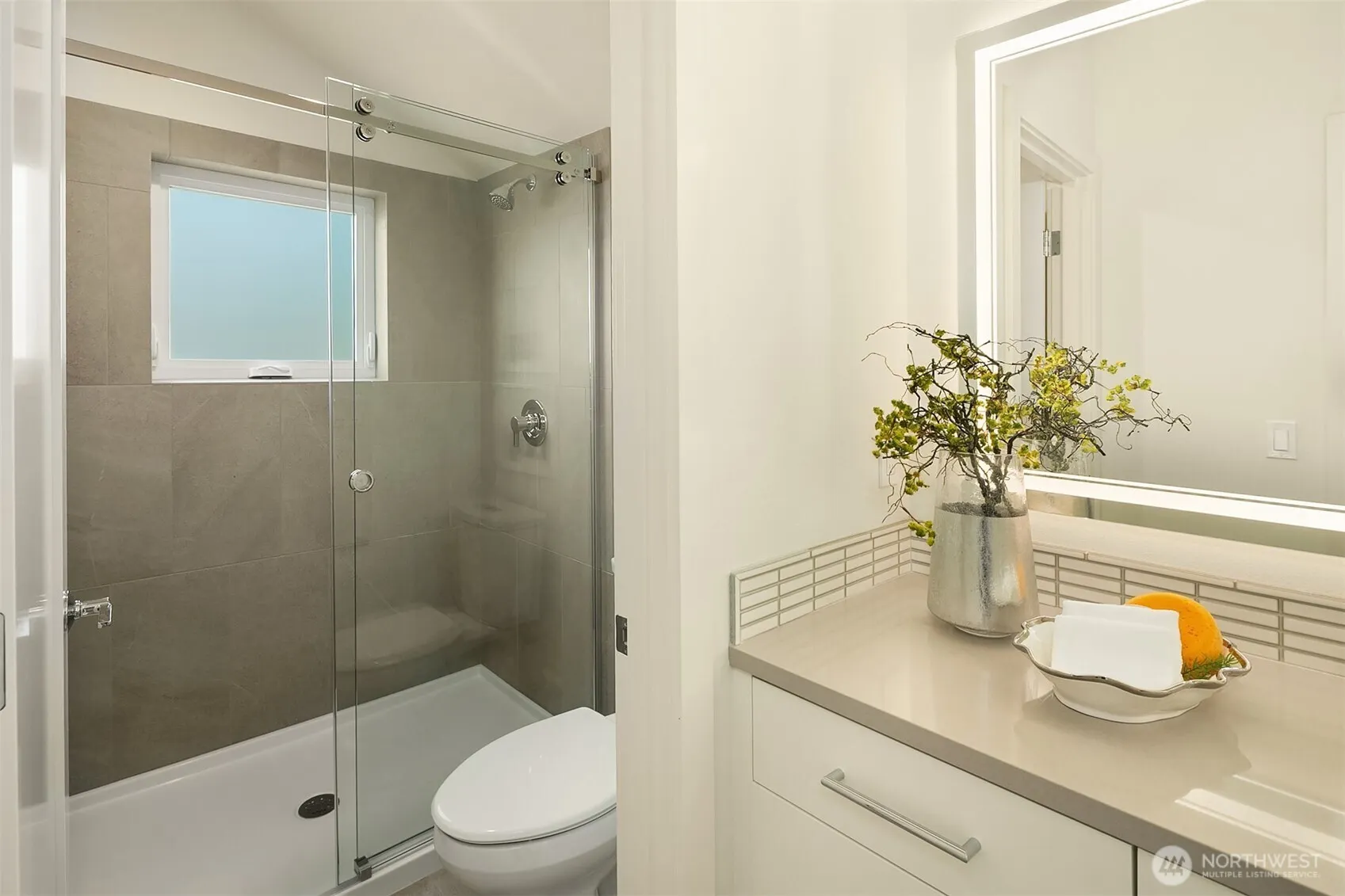 3010 32nd Avenue W, Seattle, WA 98119