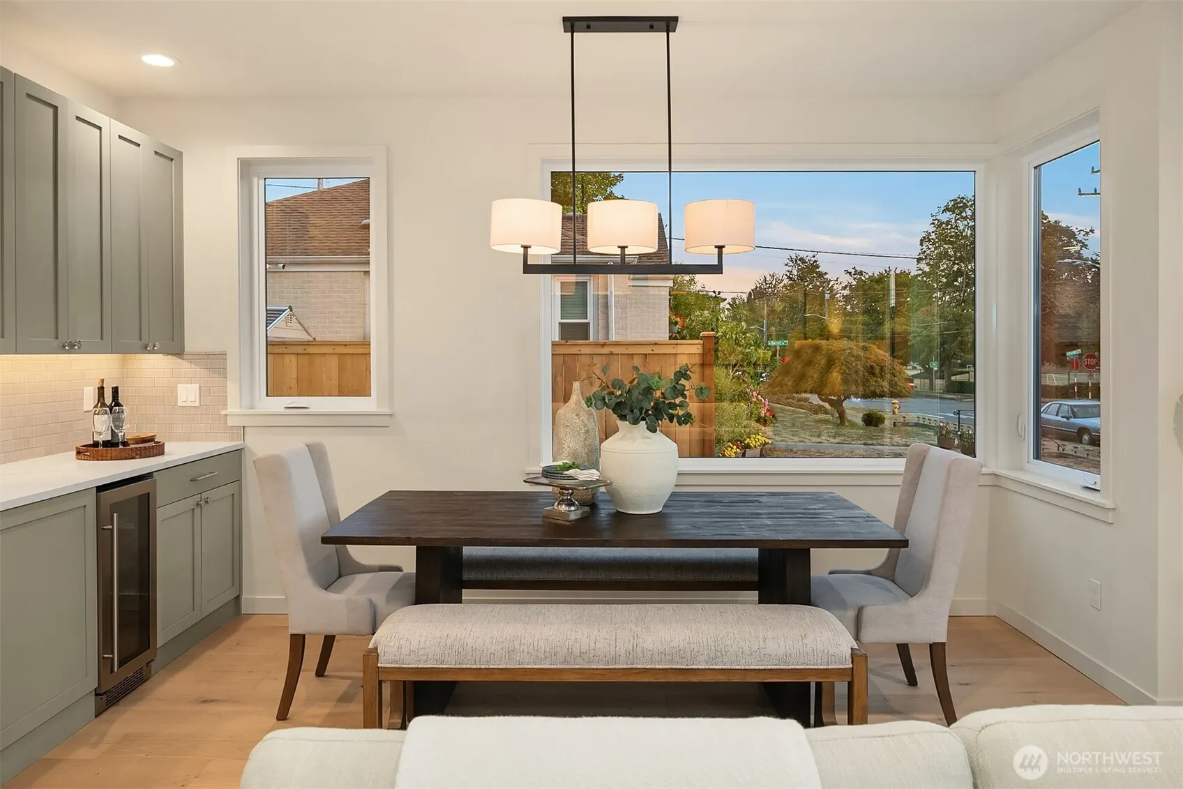 3010 32nd Avenue W, Seattle, WA 98119
