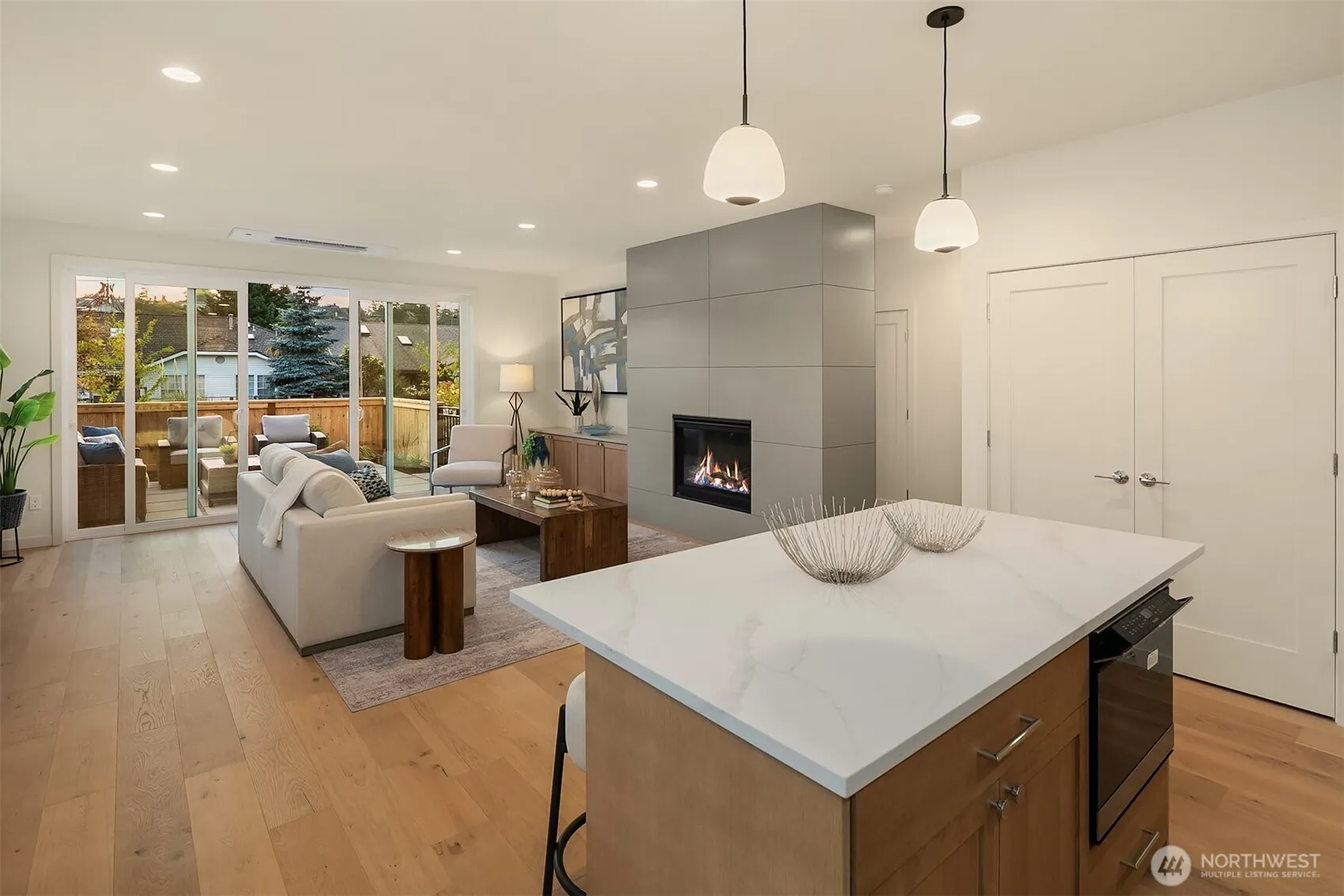 3010 32nd Avenue W, Seattle, WA 98119