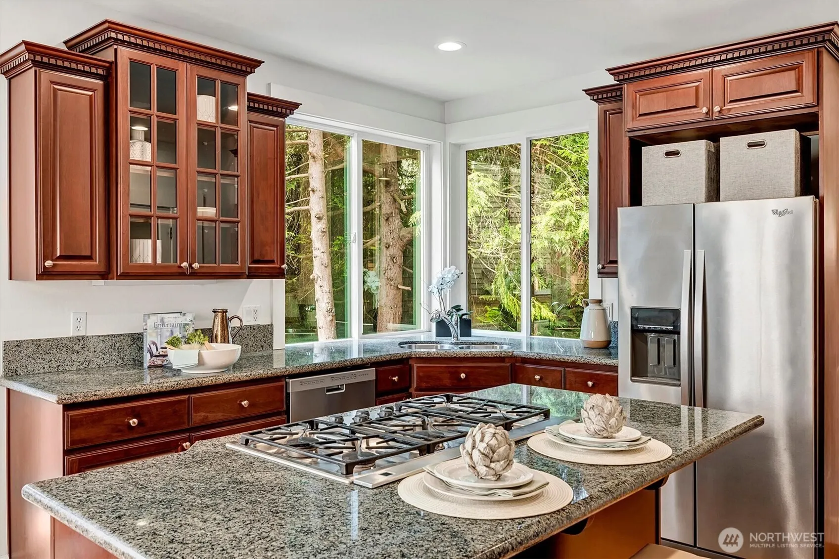 1122 140th Avenue SE, Bellevue, WA 98007