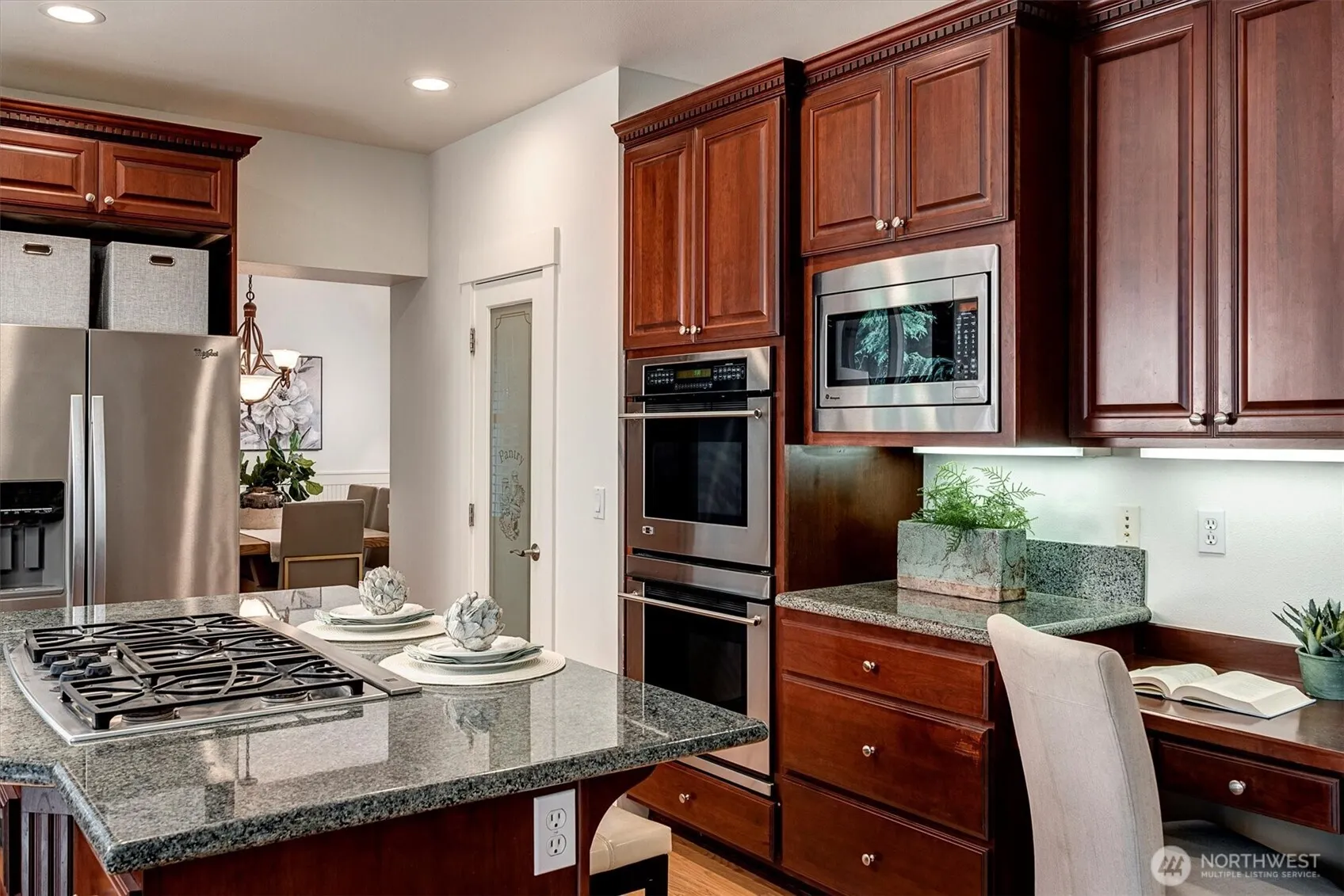 1122 140th Avenue SE, Bellevue, WA 98007