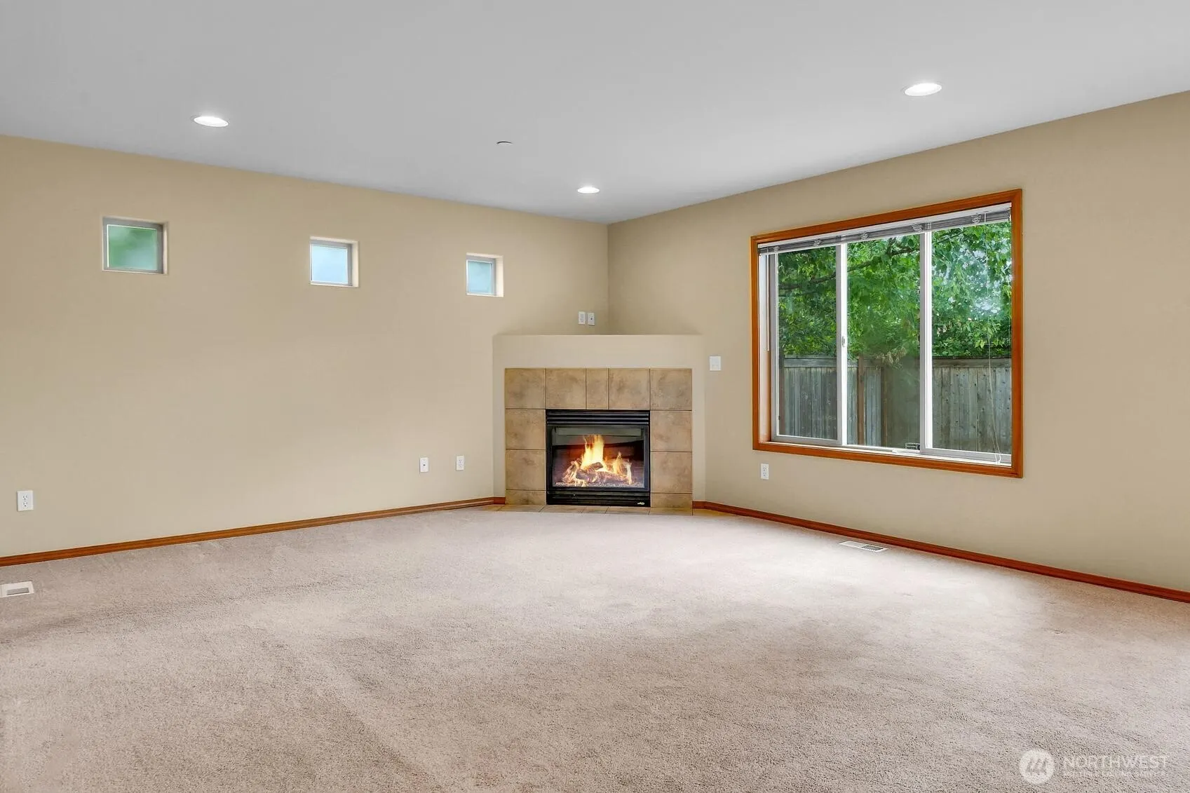 20827 70th Avenue W #A, Lynnwood, WA 98036