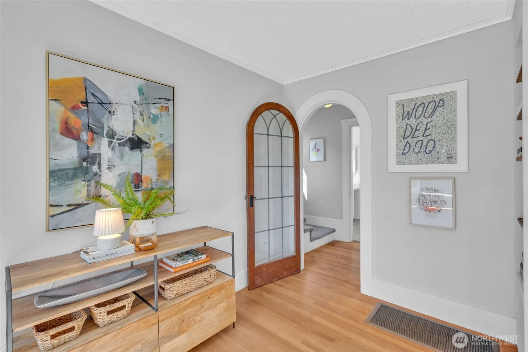 5232 S Holly Street , Seattle, WA 98118