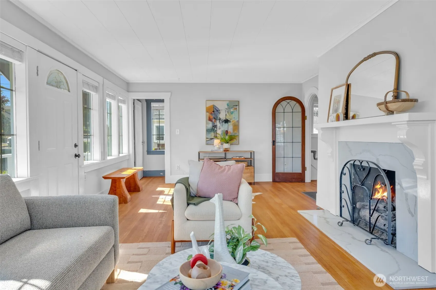 5232 S Holly Street , Seattle, WA 98118