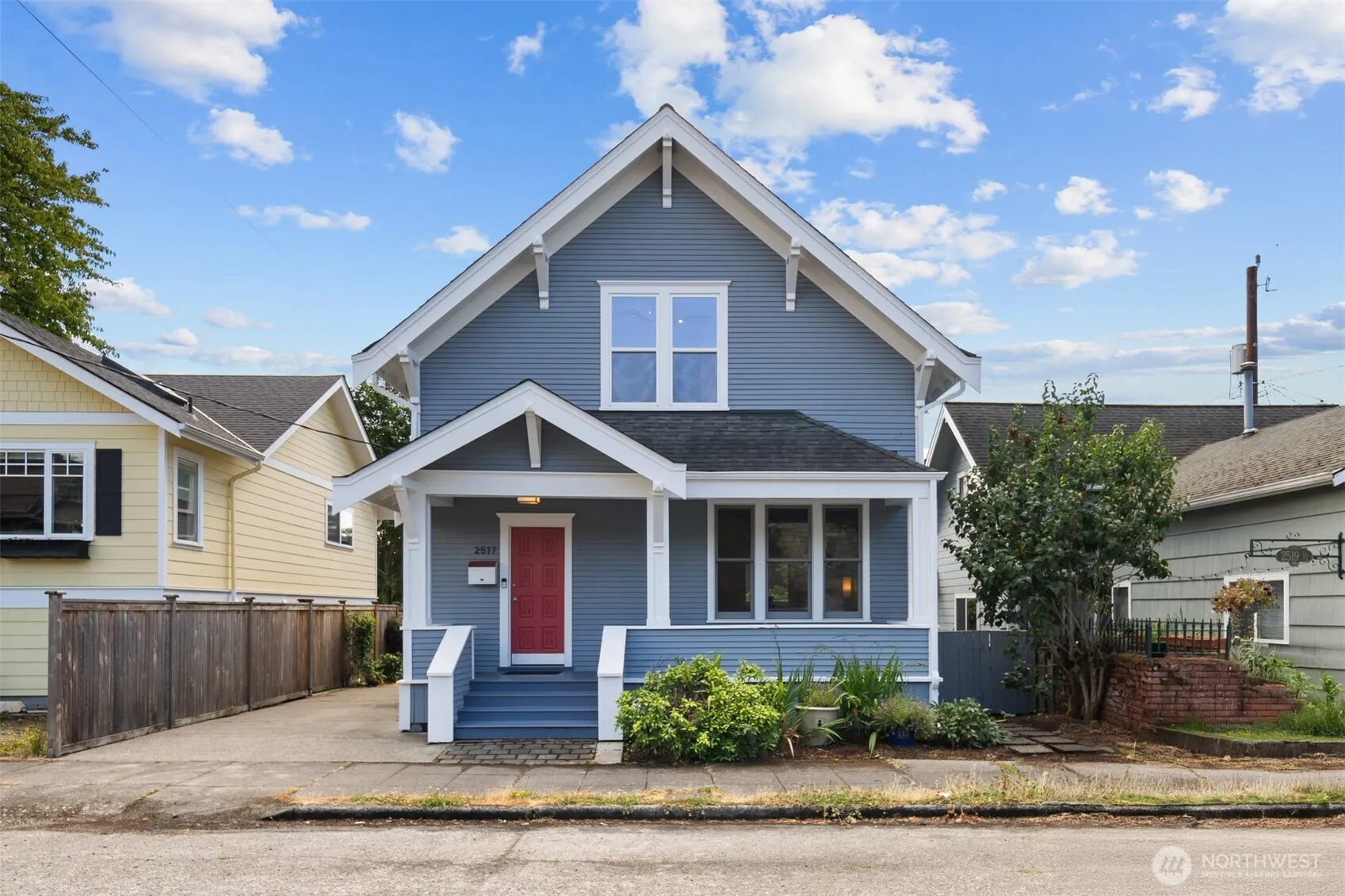 2517 NW 67th Street , Seattle, WA 98117
