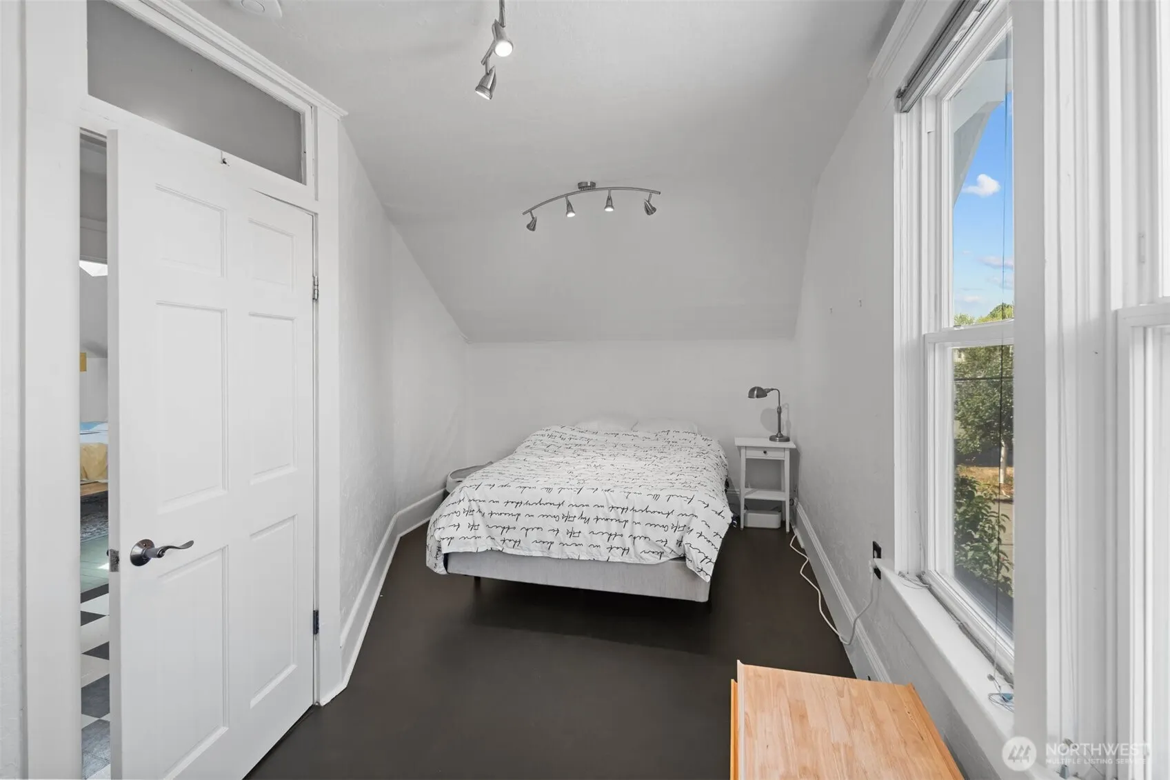 2517 NW 67th Street , Seattle, WA 98117