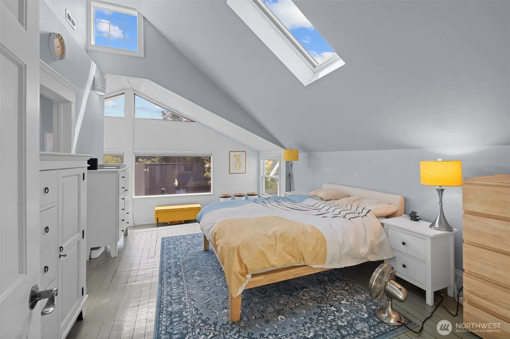 2517 NW 67th Street , Seattle, WA 98117