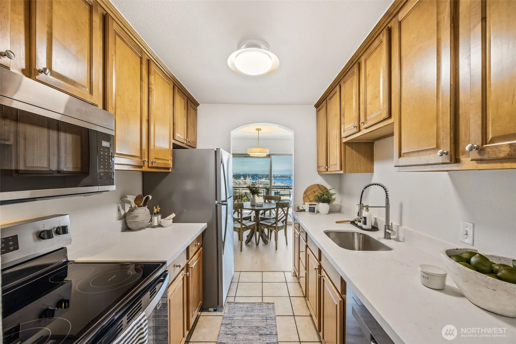 1723 13th Avenue S #404, Seattle, WA 98144