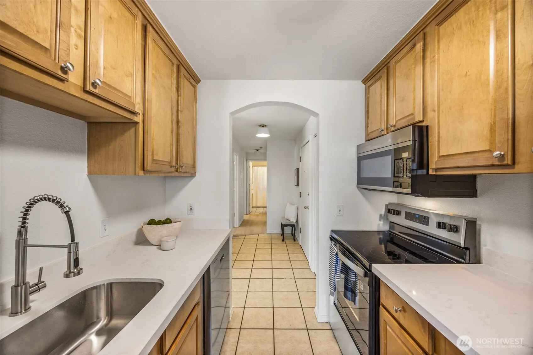 1723 13th Avenue S #404, Seattle, WA 98144
