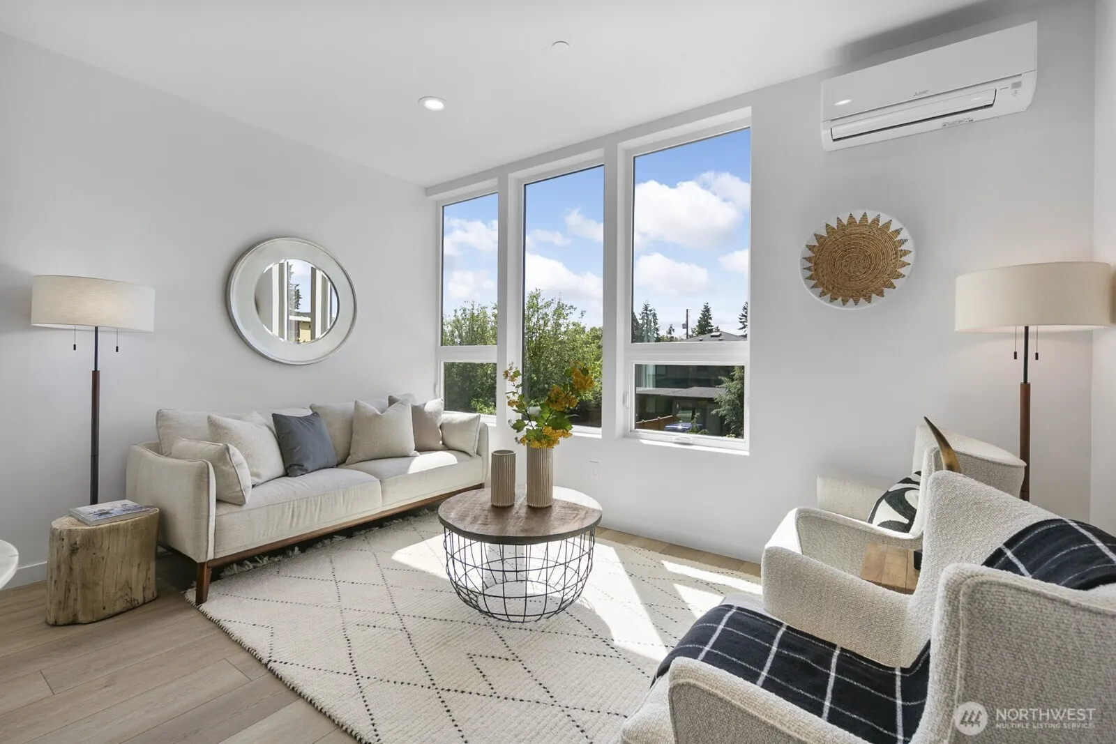 8833 B Wallingford Avenue N, Seattle, WA 98103