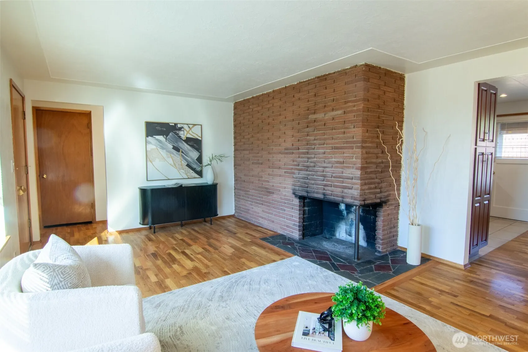 2508 SW Chicago Court , Seattle, WA 98106