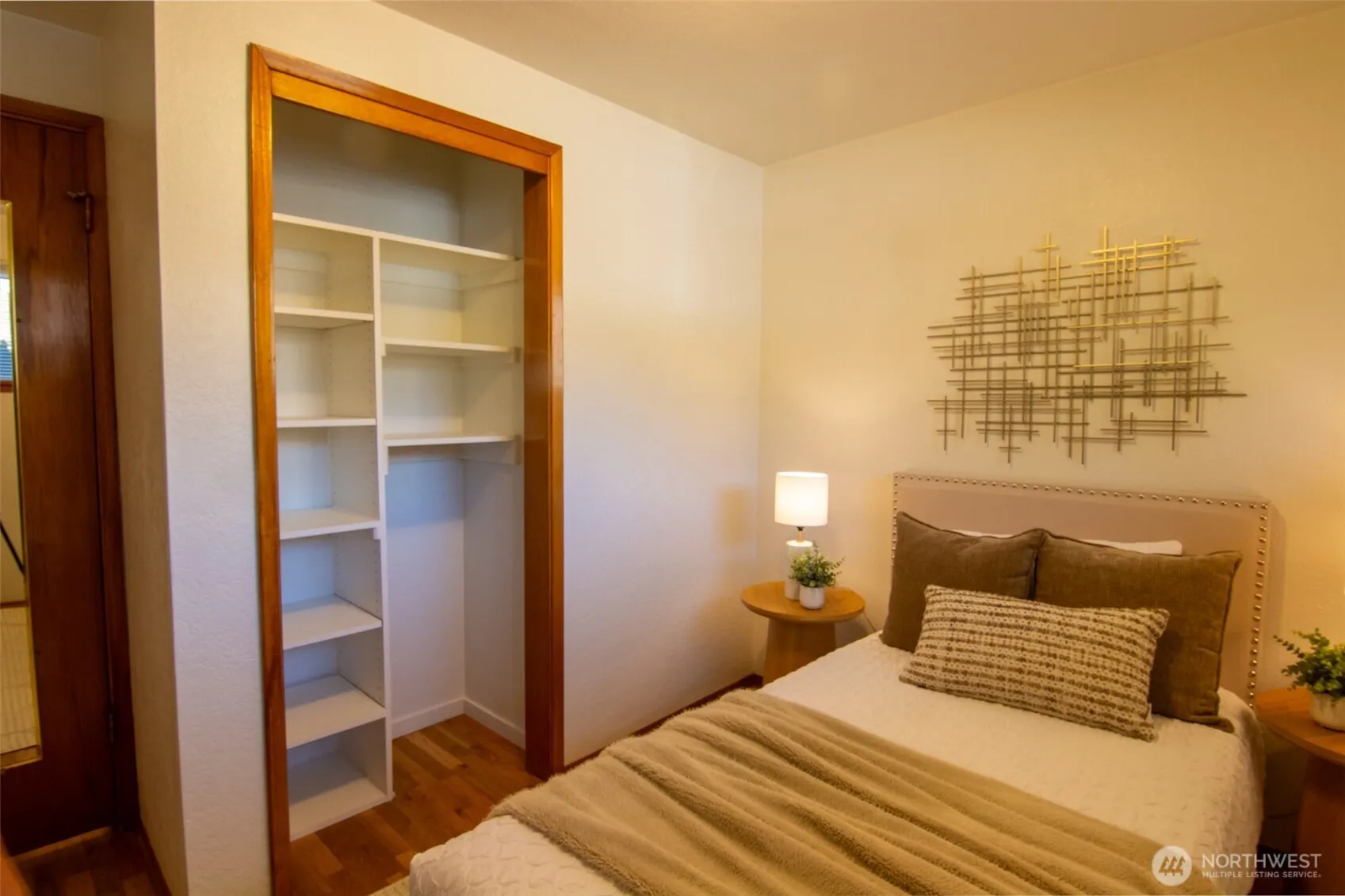 2508 SW Chicago Court , Seattle, WA 98106