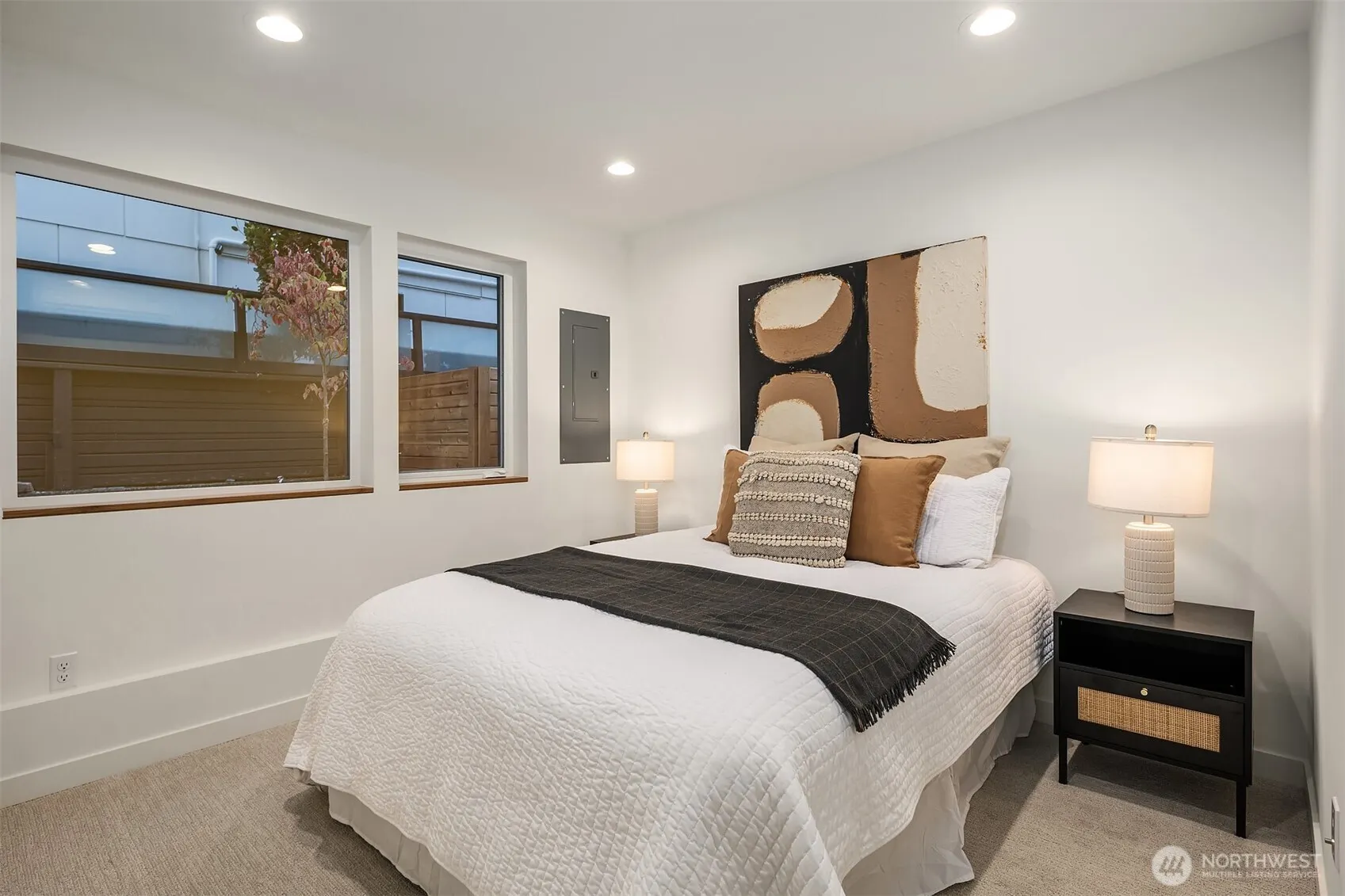 2214 Broadway E #B, Seattle, WA 98102
