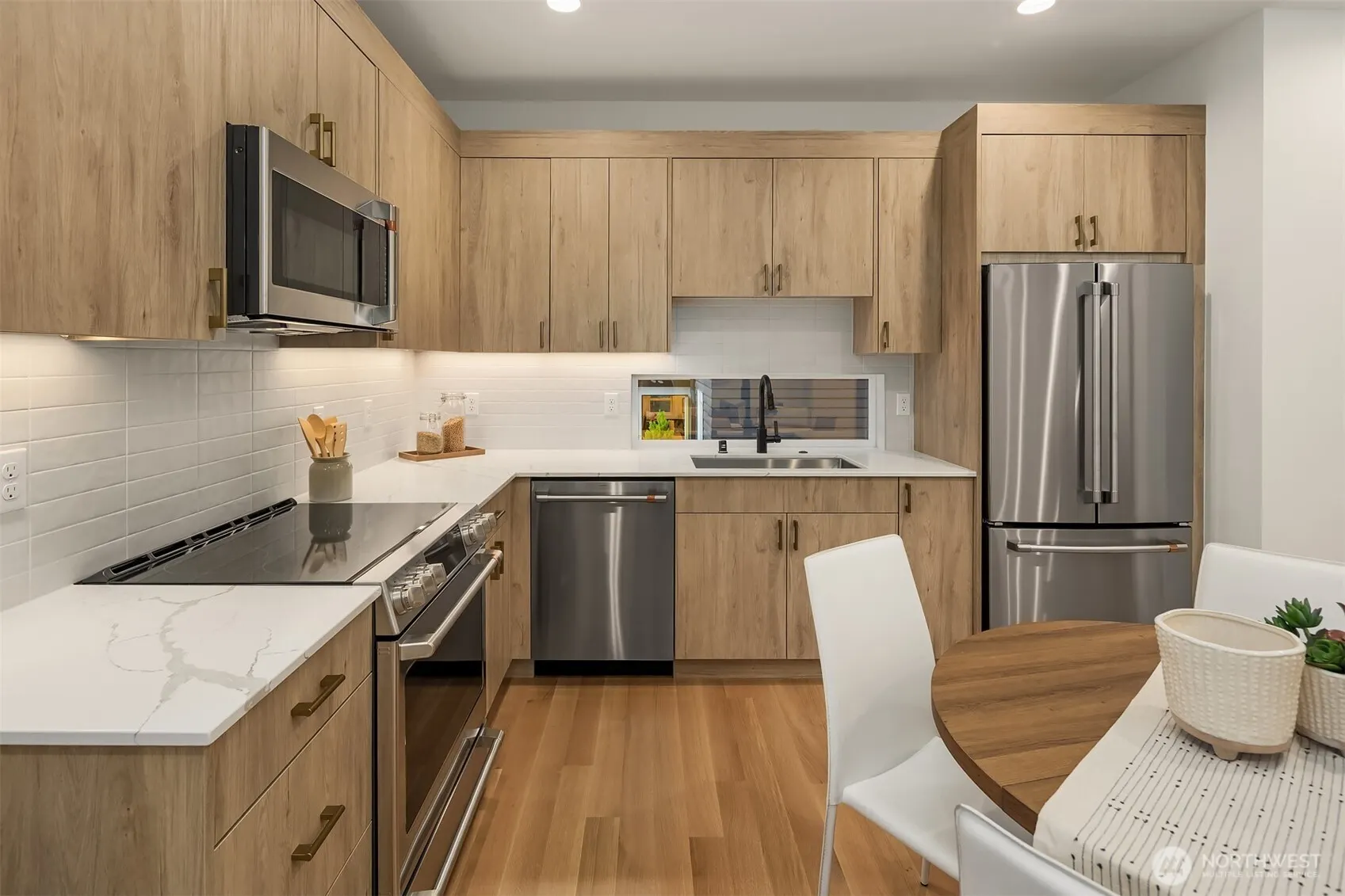 2214 Broadway E #B, Seattle, WA 98102