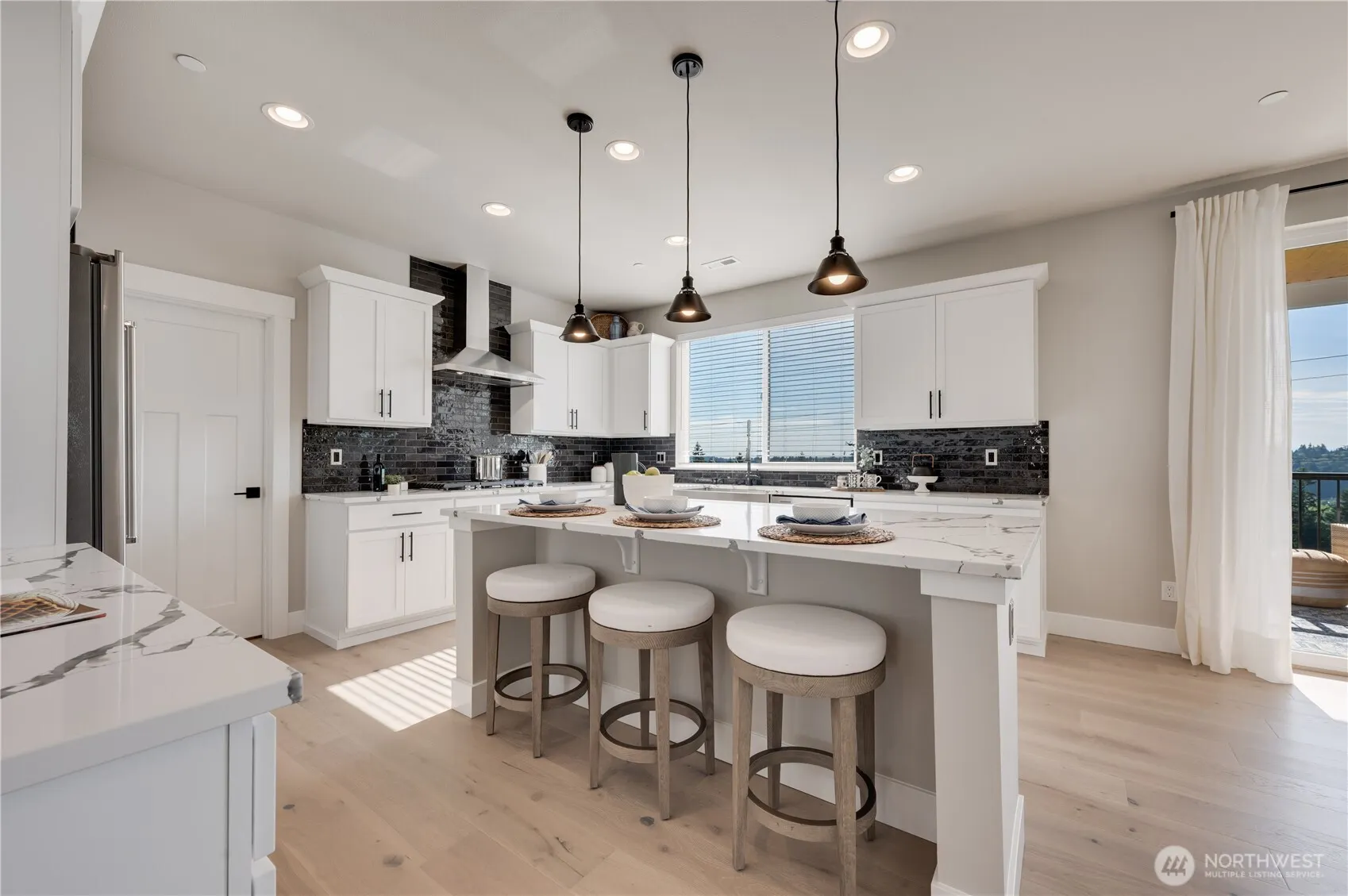 20411 125th Avenue NE #SM 20, Bothell, WA 98011