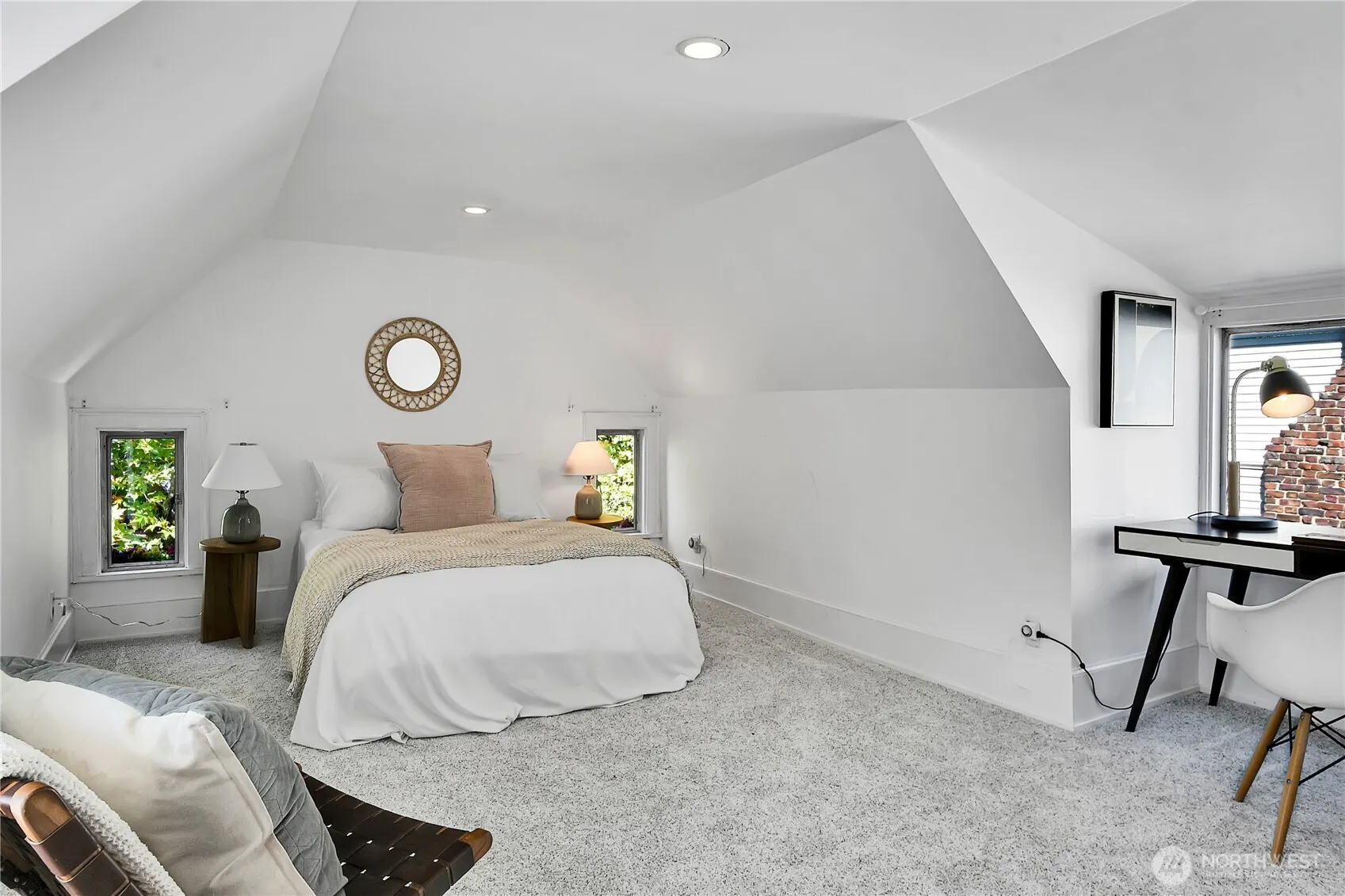 916 20th Avenue E, Seattle, WA 98112